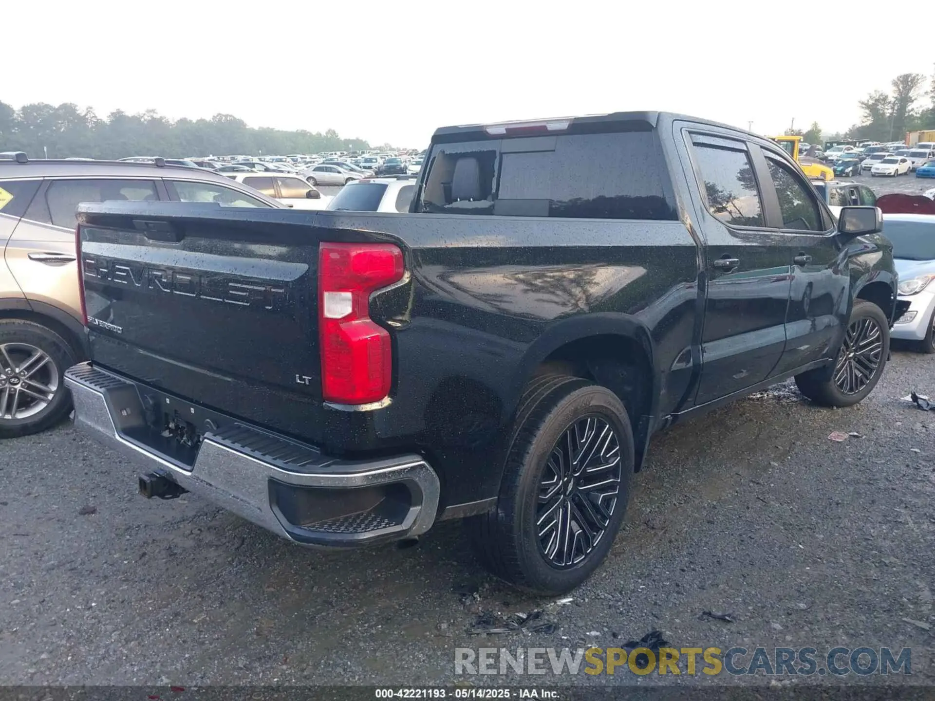 4 fotografías del automóvil dañado 3GCUYDED2KG145942 CHEVROLET SILVERADO 1500 2019