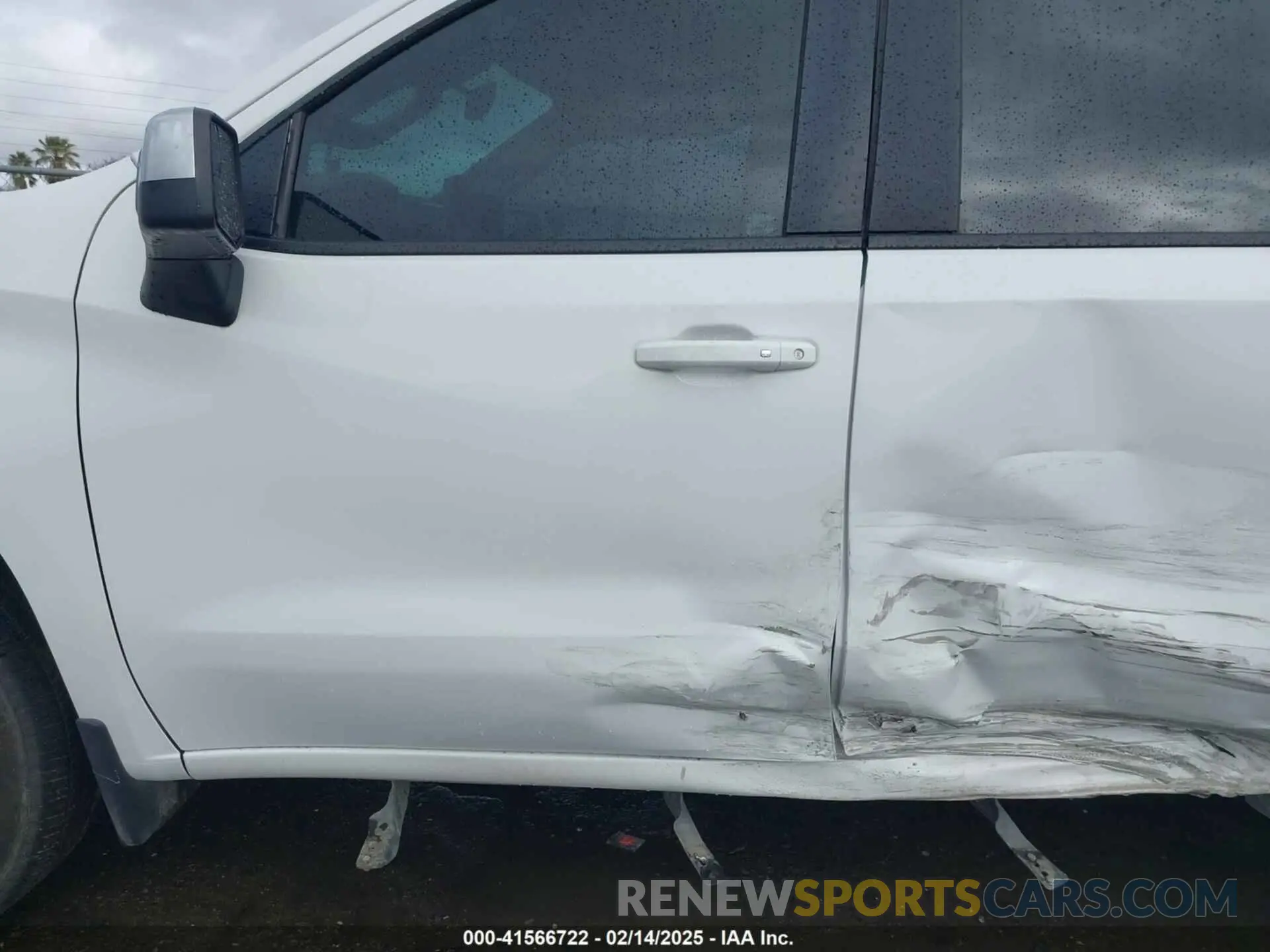 17 fotografías del automóvil dañado 3GCUYDED3KG118071 CHEVROLET SILVERADO 1500 2019