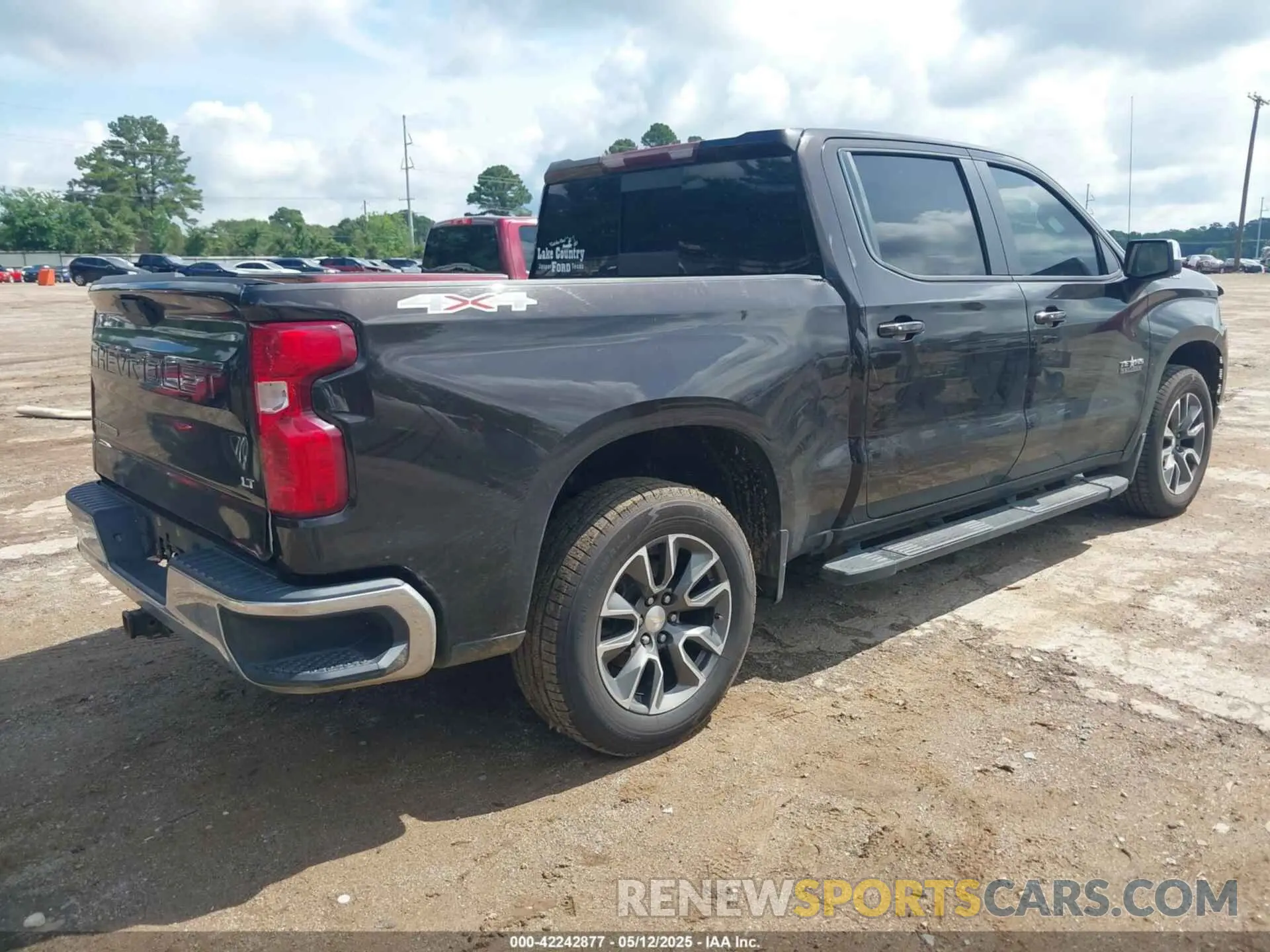 4 fotografías del automóvil dañado 3GCUYDED5KG160788 CHEVROLET SILVERADO 1500 2019