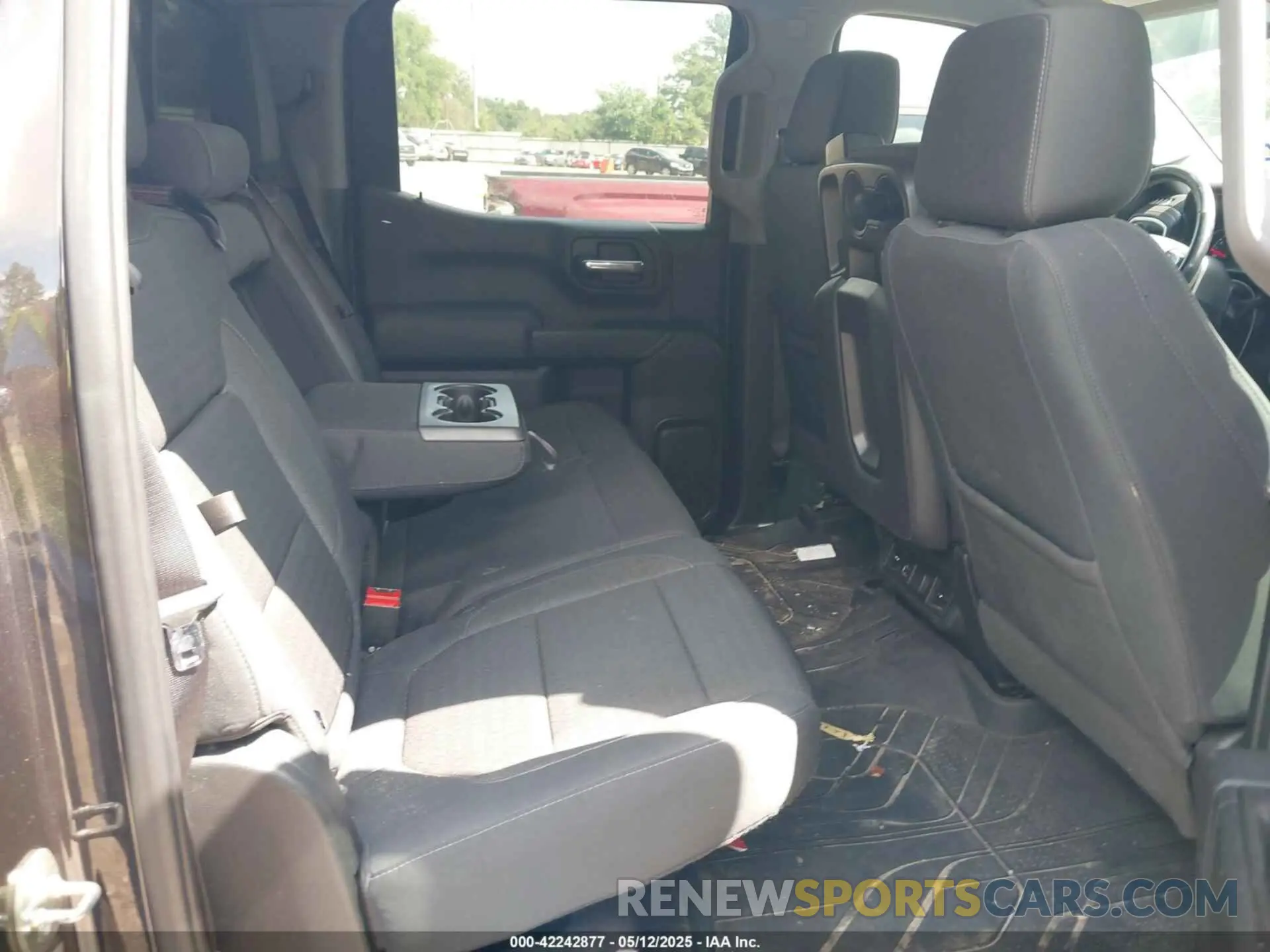 8 fotografías del automóvil dañado 3GCUYDED5KG160788 CHEVROLET SILVERADO 1500 2019