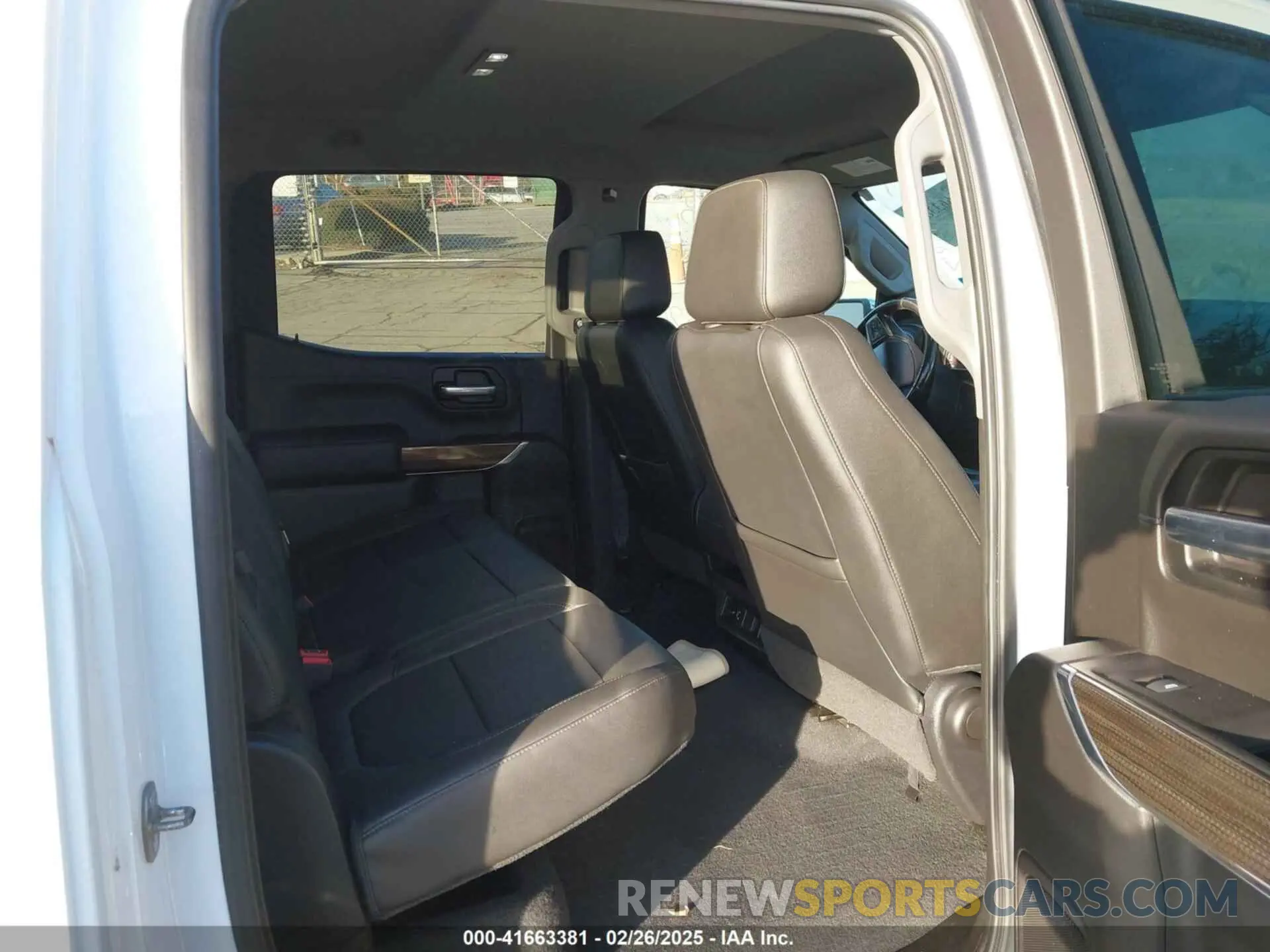 8 fotografías del automóvil dañado 3GCUYDED6KG131283 CHEVROLET SILVERADO 1500 2019