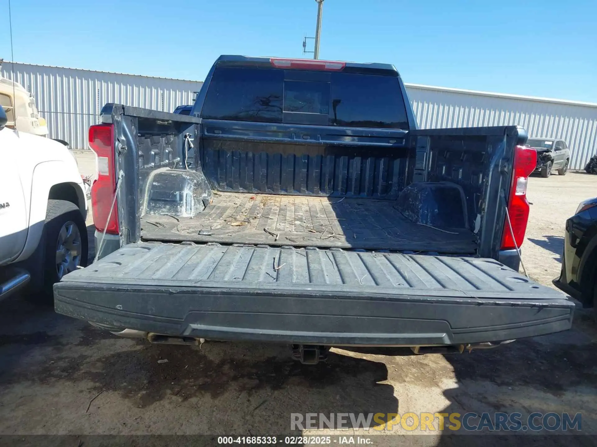 17 fotografías del automóvil dañado 3GCUYDED8KG263719 CHEVROLET SILVERADO 1500 2019