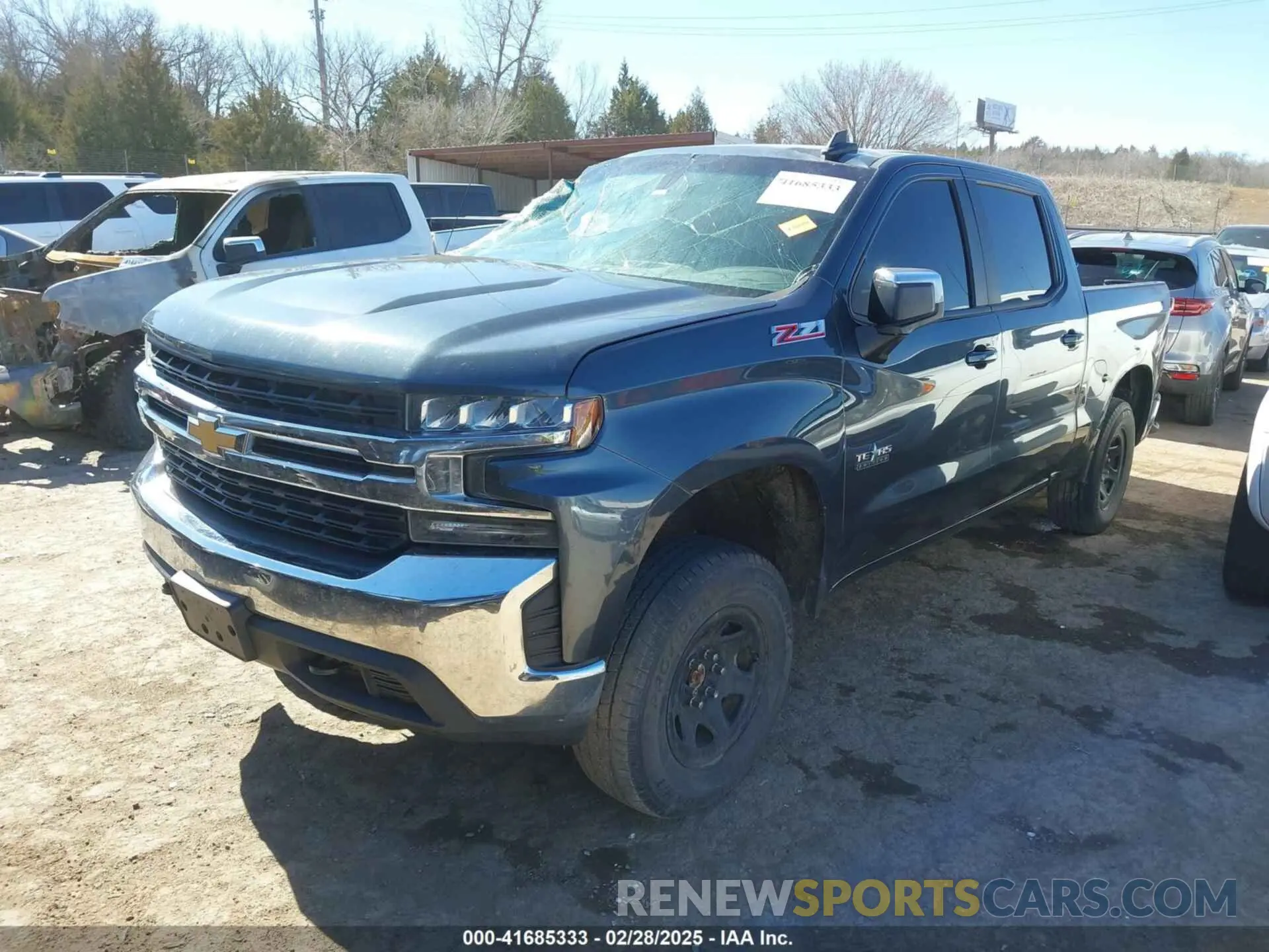 2 fotografías del automóvil dañado 3GCUYDED8KG263719 CHEVROLET SILVERADO 1500 2019