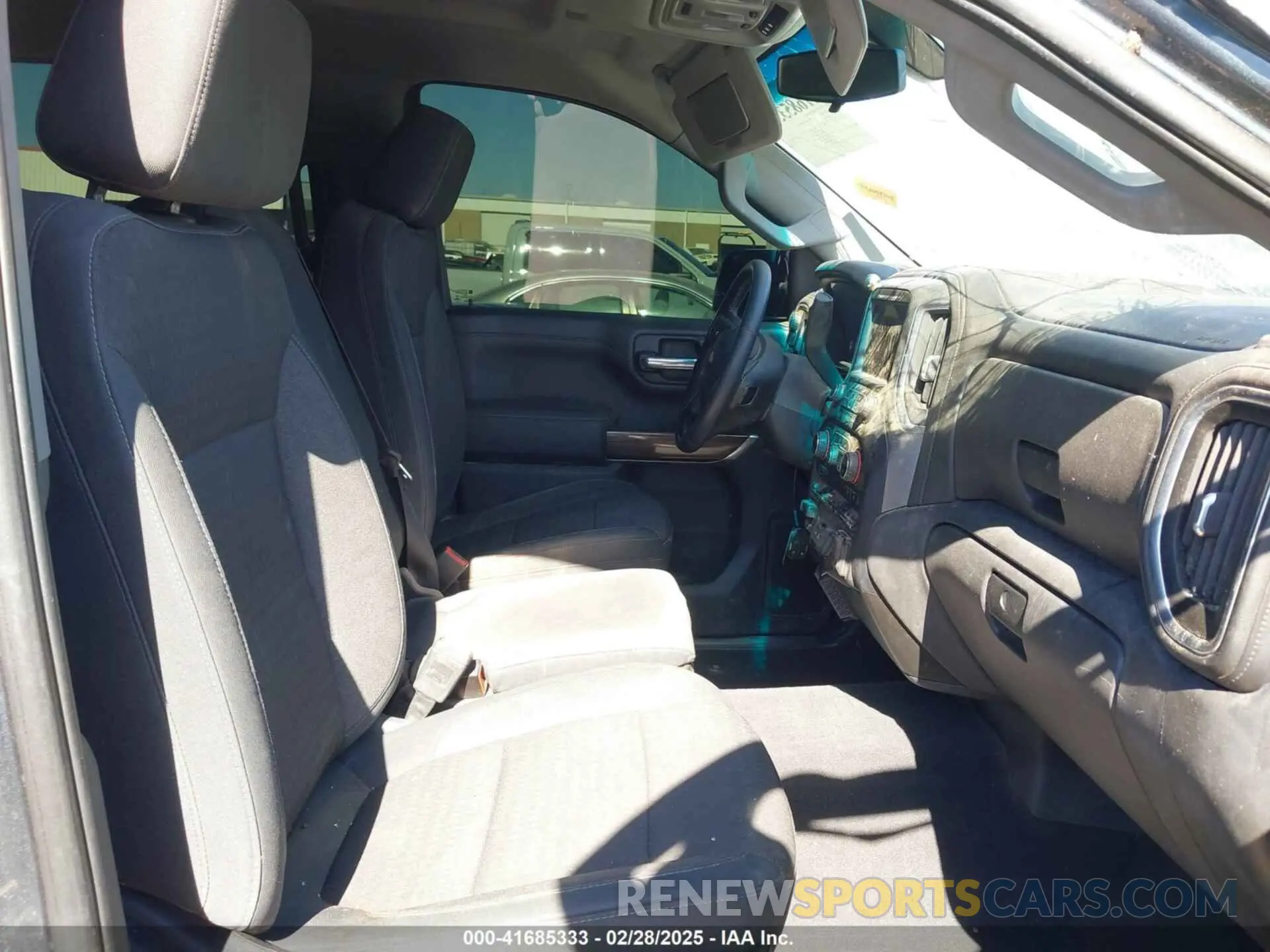 5 fotografías del automóvil dañado 3GCUYDED8KG263719 CHEVROLET SILVERADO 1500 2019