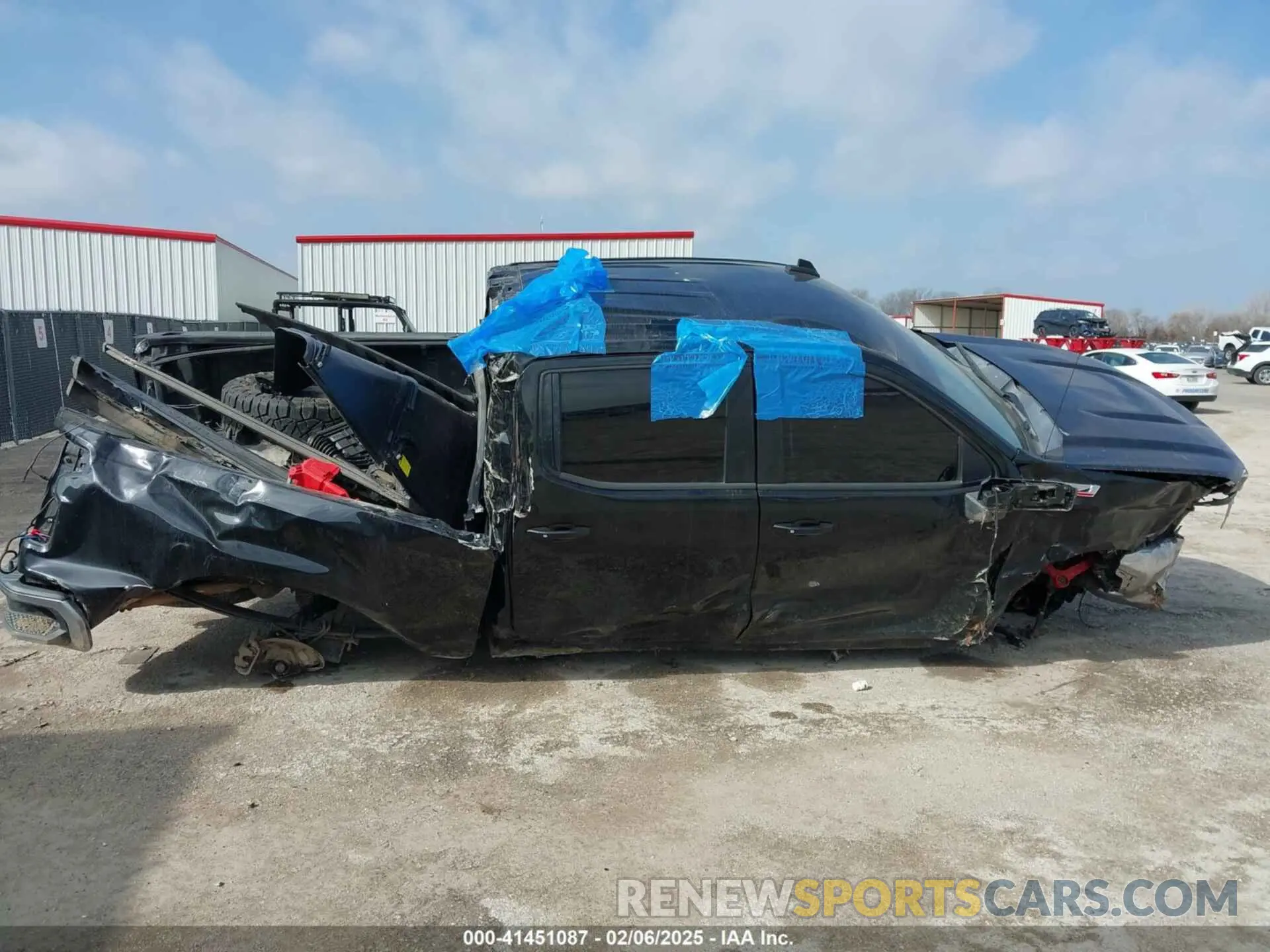 12 fotografías del automóvil dañado 3GCUYDEDXKG192362 CHEVROLET SILVERADO 1500 2019