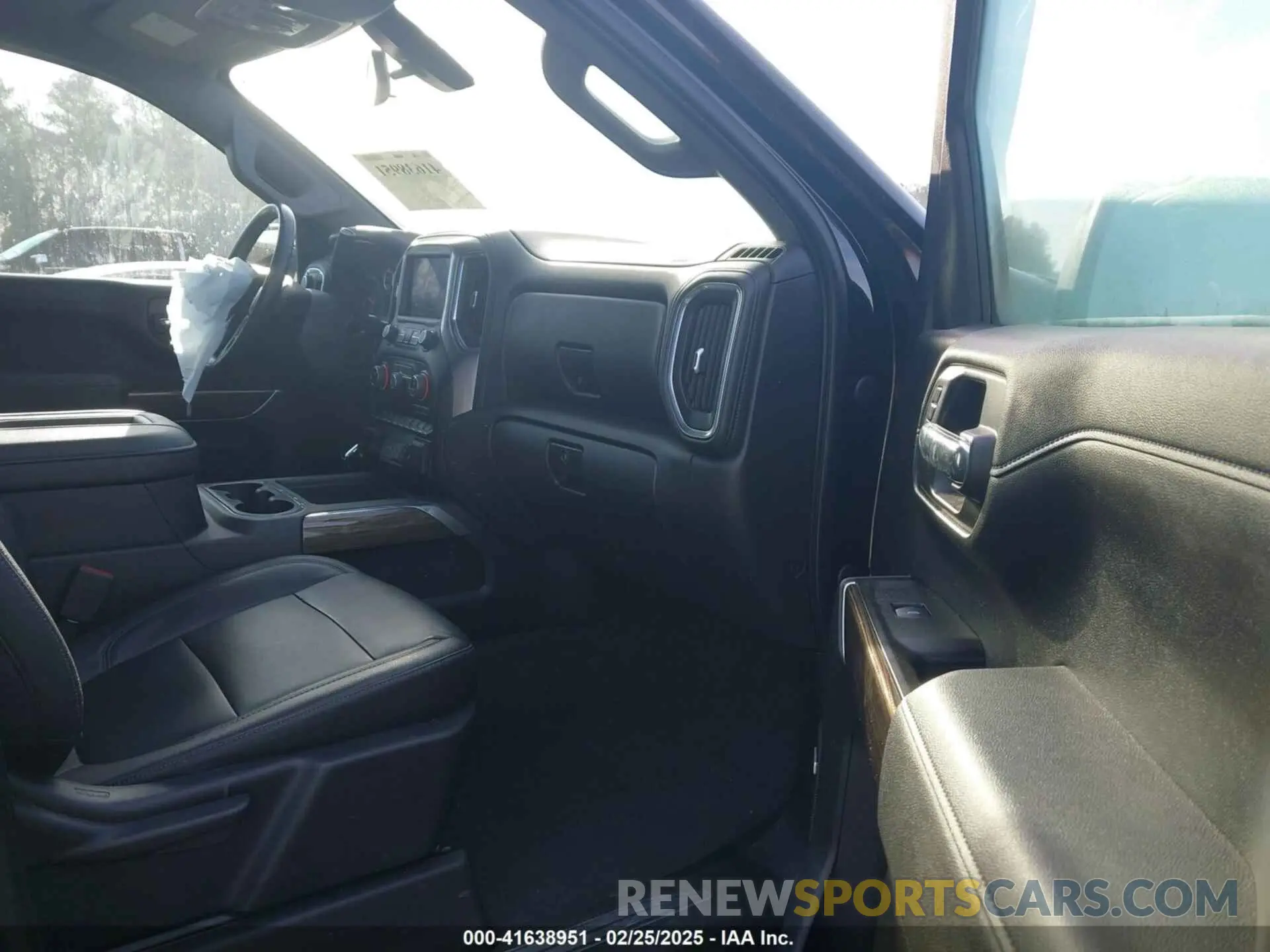 5 fotografías del automóvil dañado 3GCUYEED6KG226058 CHEVROLET SILVERADO 1500 2019