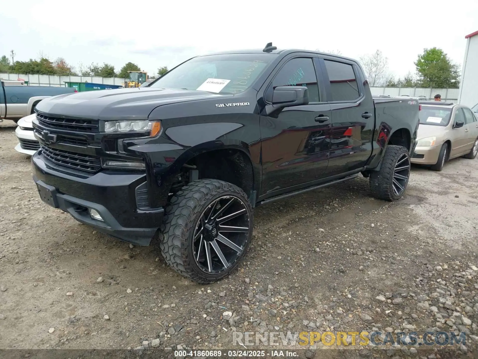 2 fotografías del automóvil dañado 3GCUYEED7KG115048 CHEVROLET SILVERADO 1500 2019