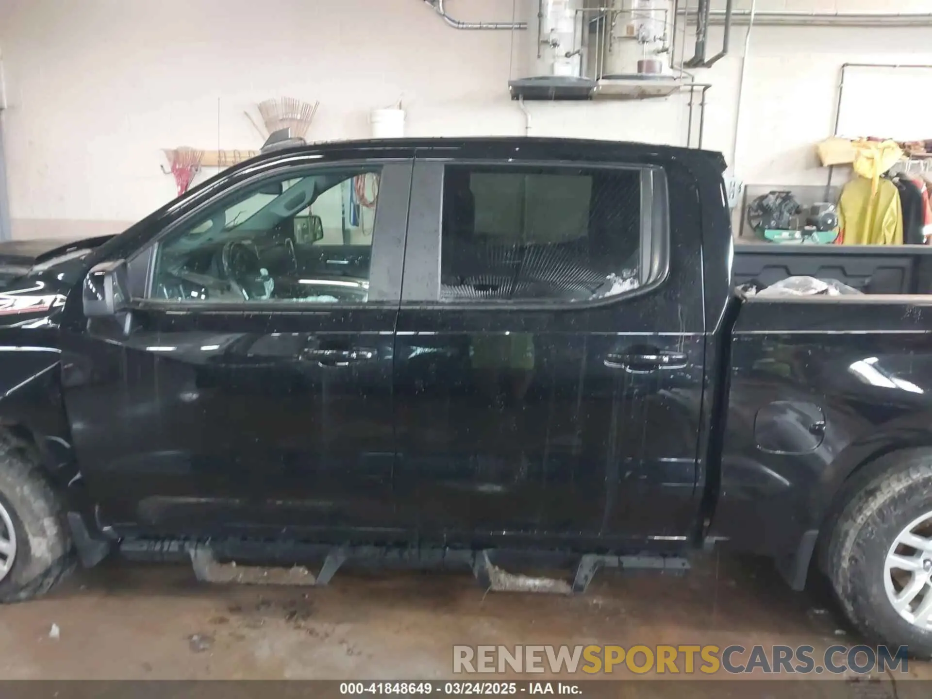 14 fotografías del automóvil dañado 3GCUYEED9KG133843 CHEVROLET SILVERADO 1500 2019