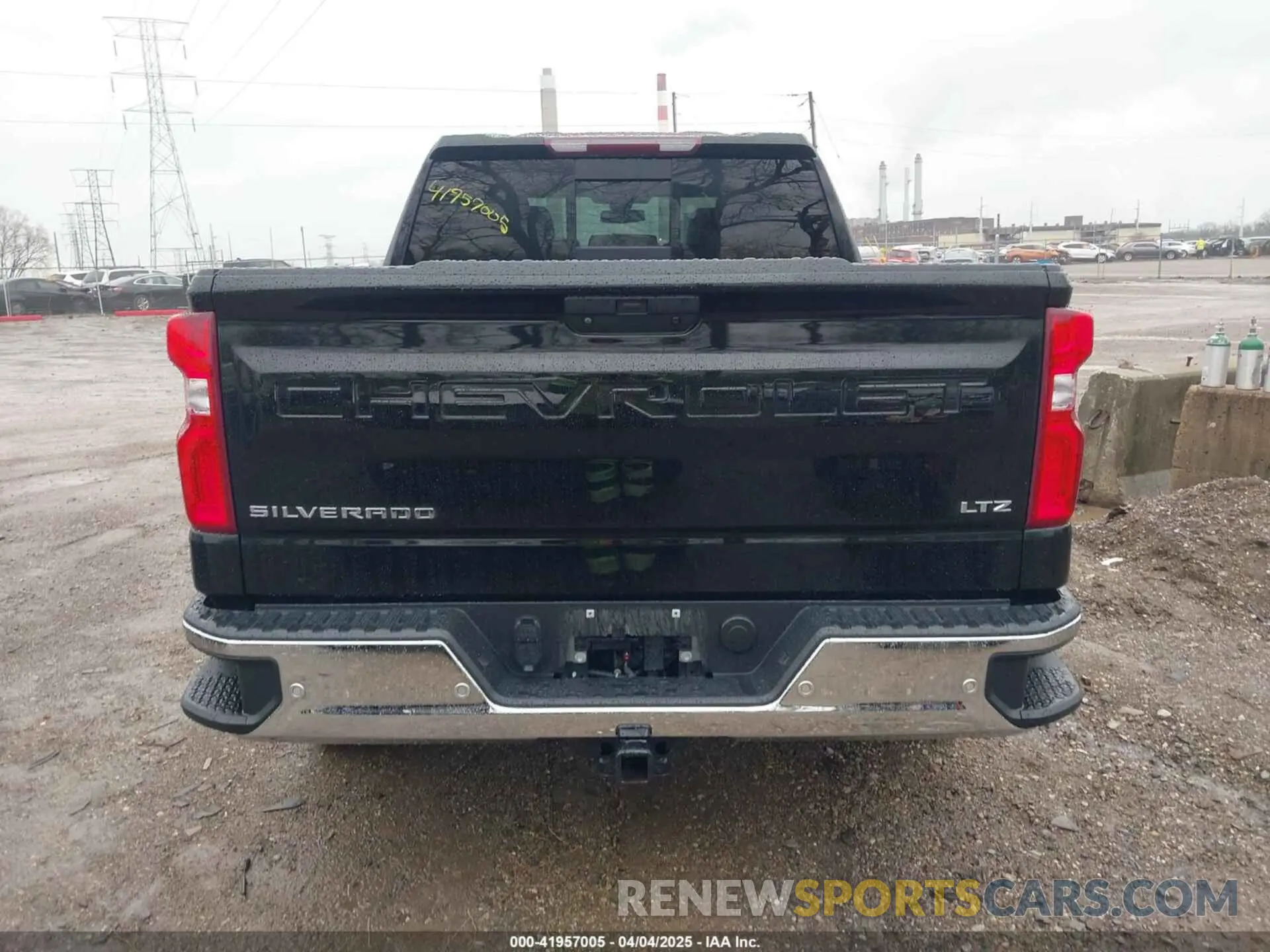 16 fotografías del automóvil dañado 3GCUYGED1KG276636 CHEVROLET SILVERADO 1500 2019