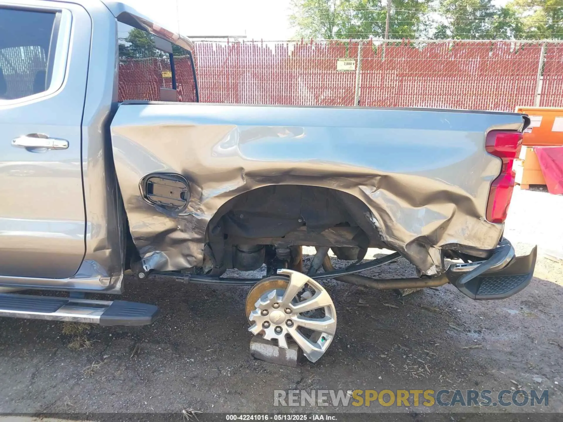 6 fotografías del automóvil dañado 3GCUYHED2KG168984 CHEVROLET SILVERADO 1500 2019