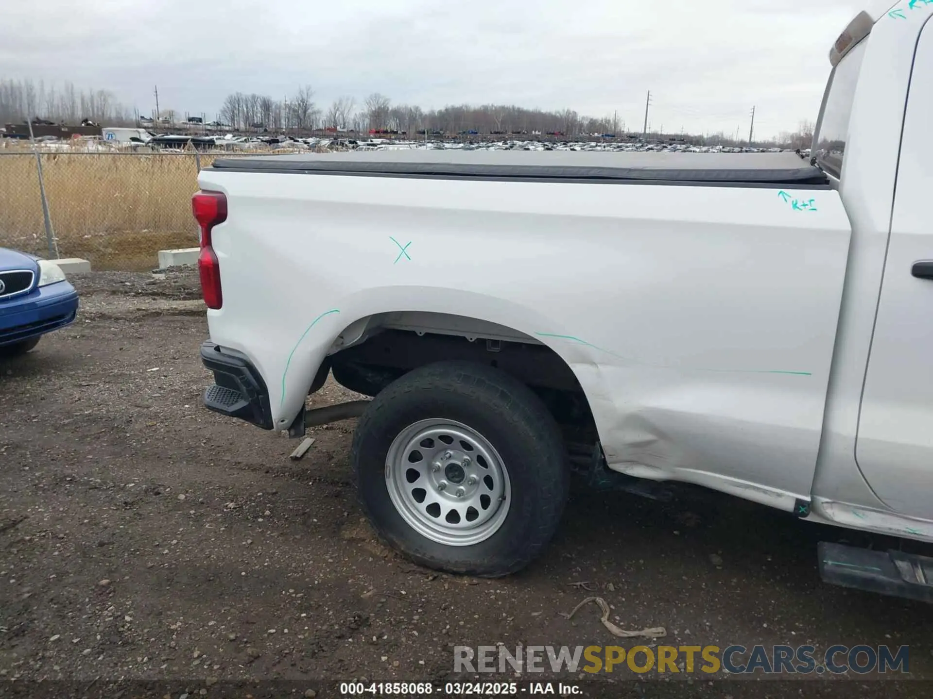 17 fotografías del automóvil dañado 1GCPWAEH8LZ282549 CHEVROLET SILVERADO 1500 2020