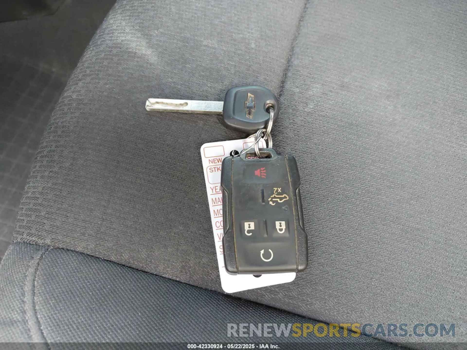 11 fotografías del automóvil dañado 1GCPWBEH2LZ125962 CHEVROLET SILVERADO 1500 2020