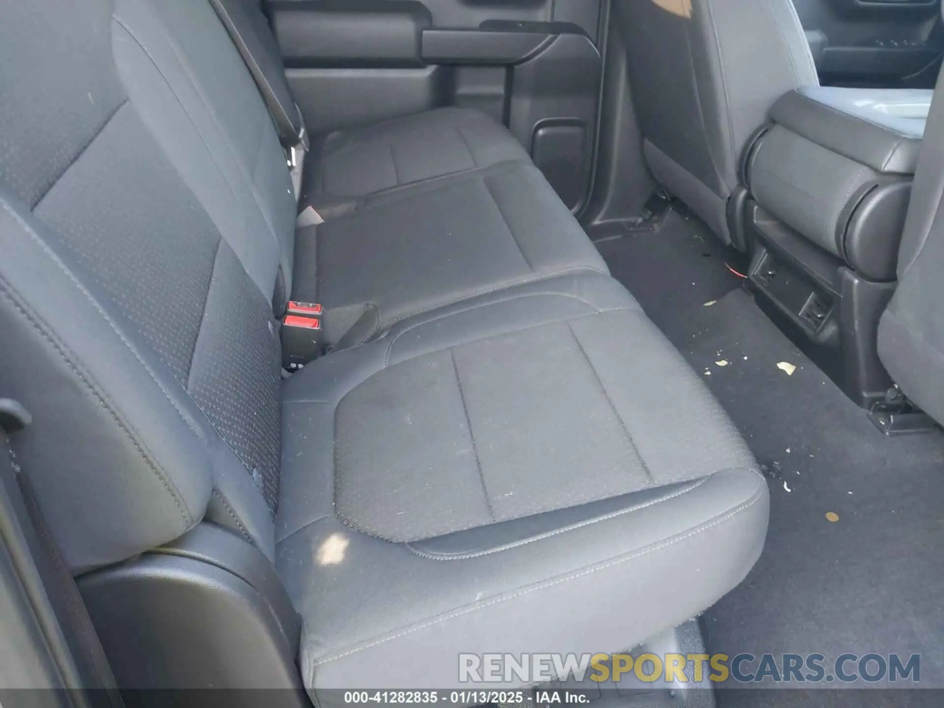 8 fotografías del automóvil dañado 1GCPWBEHXLZ183253 CHEVROLET SILVERADO 1500 2020