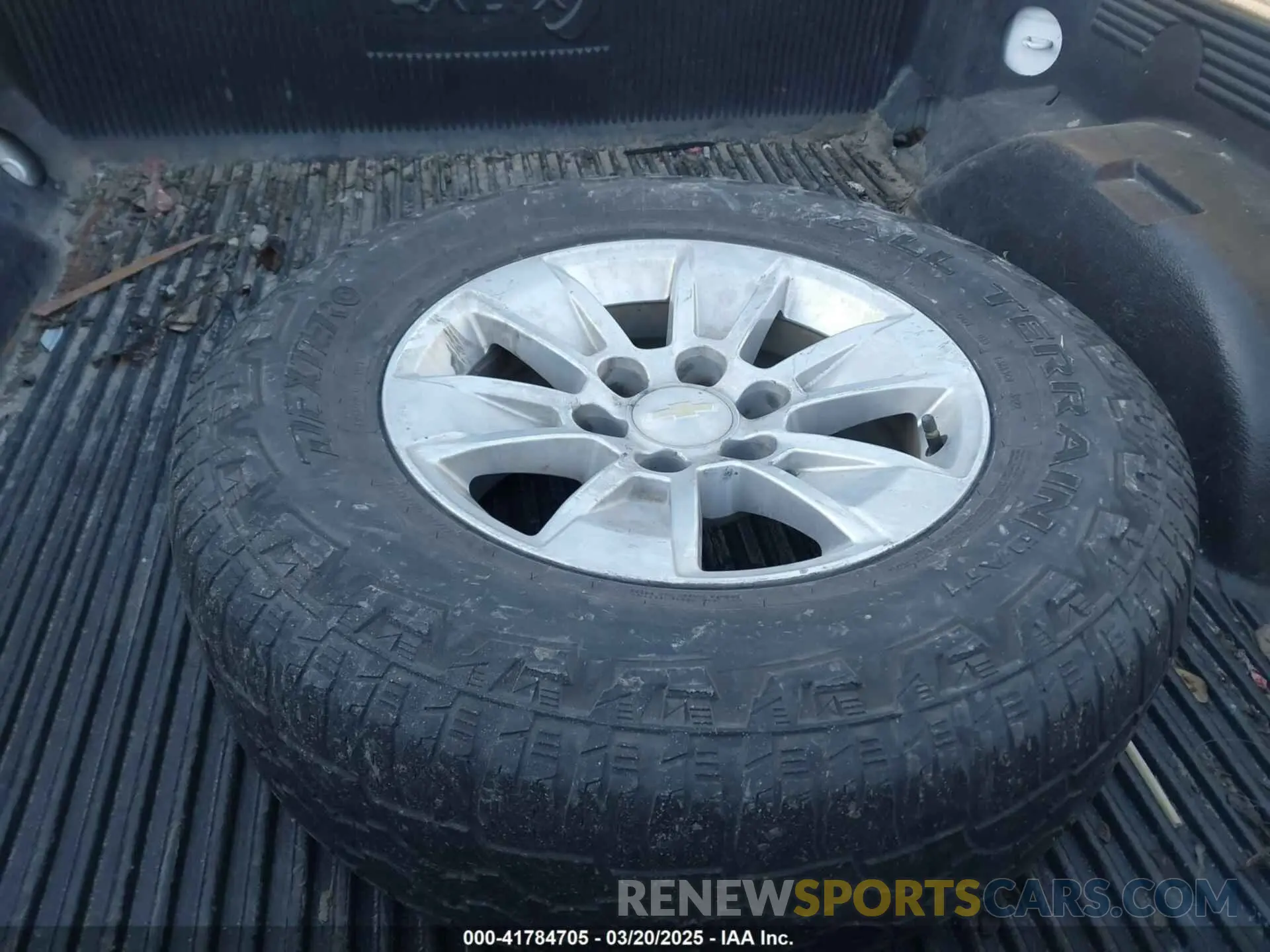 12 fotografías del automóvil dañado 1GCPWCED8LZ252315 CHEVROLET SILVERADO 1500 2020