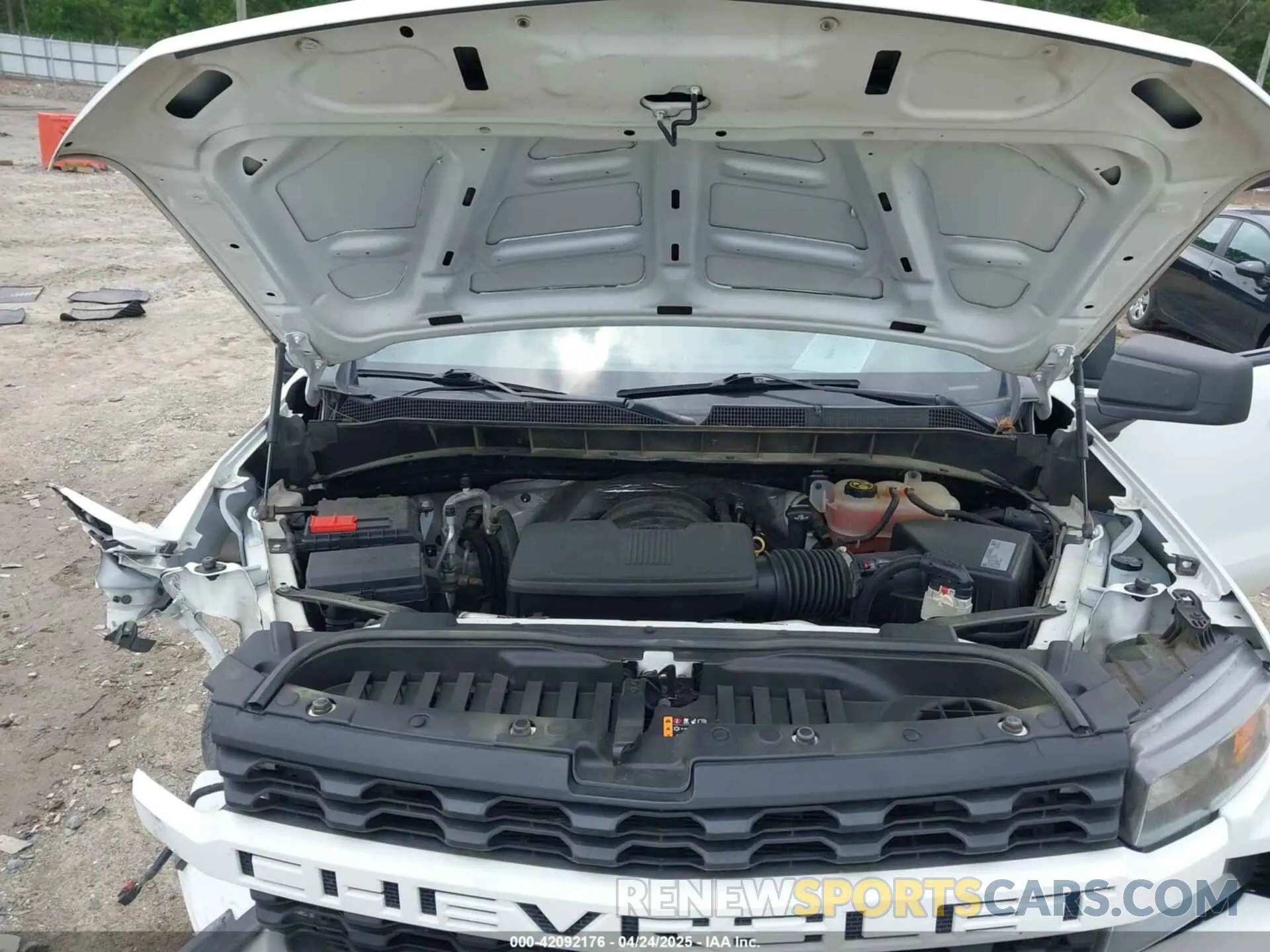 10 fotografías del automóvil dañado 1GCPYBEH1LZ267892 CHEVROLET SILVERADO 1500 2020