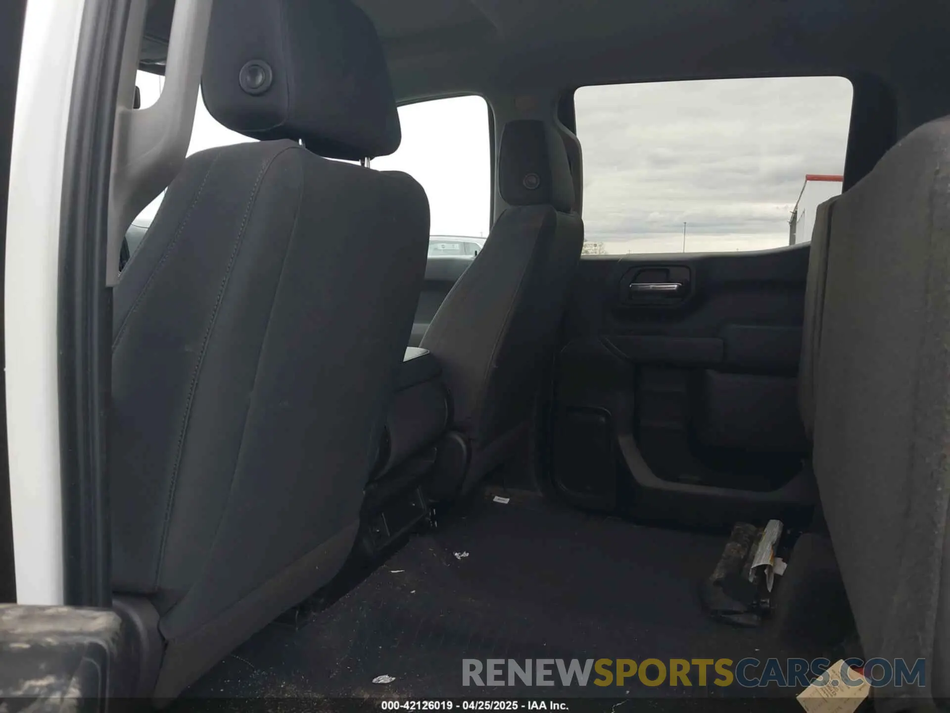 8 fotografías del automóvil dañado 1GCPYBEH5LZ321632 CHEVROLET SILVERADO 1500 2020