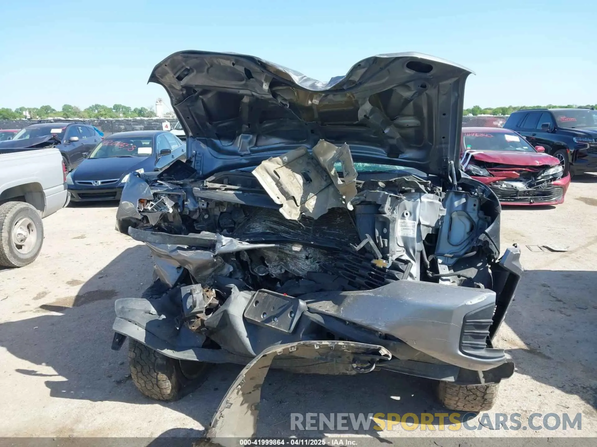 12 fotografías del automóvil dañado 1GCPYBEH6LZ259397 CHEVROLET SILVERADO 1500 2020