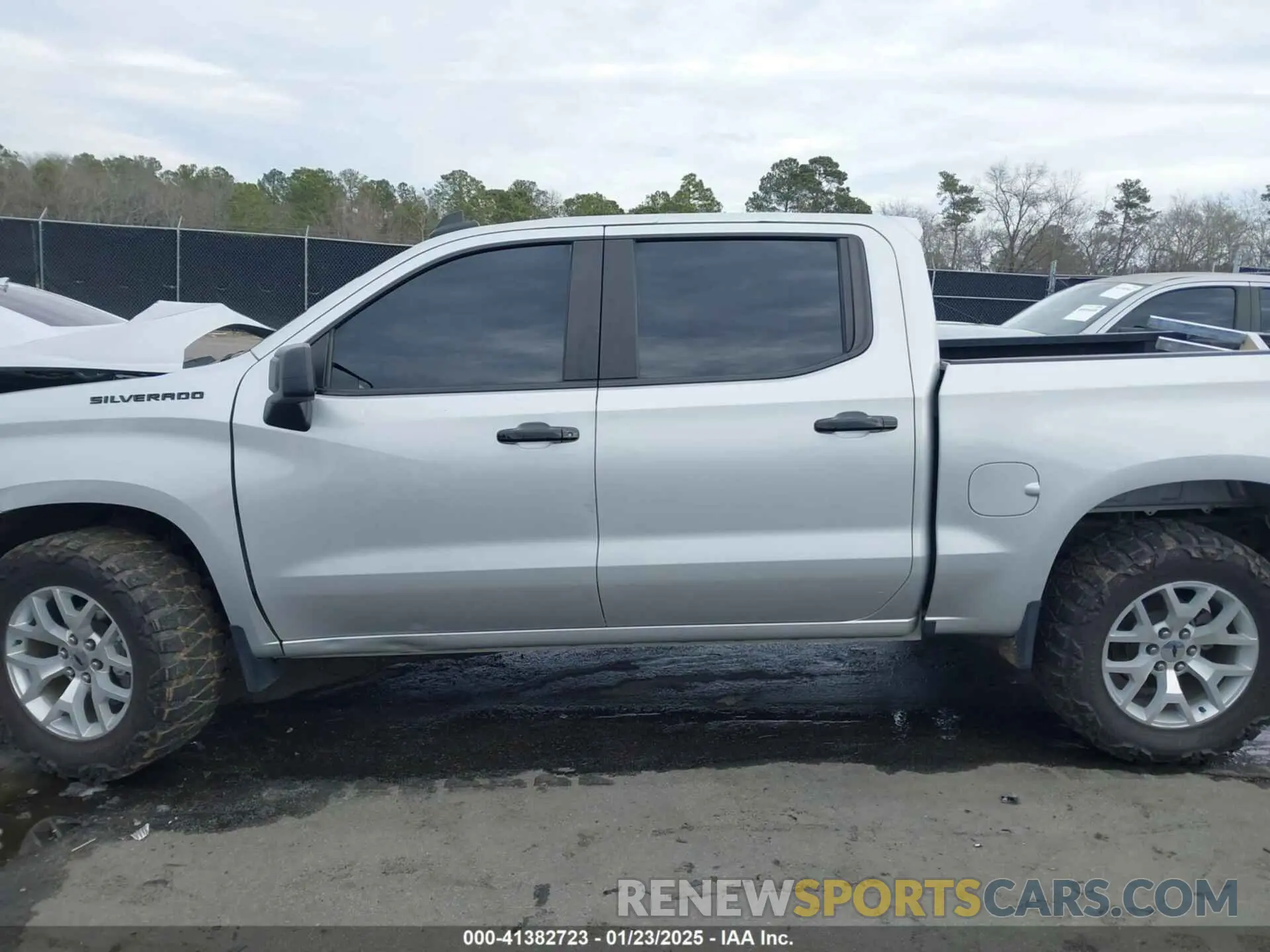 14 fotografías del automóvil dañado 1GCPYBEH7LZ299990 CHEVROLET SILVERADO 1500 2020