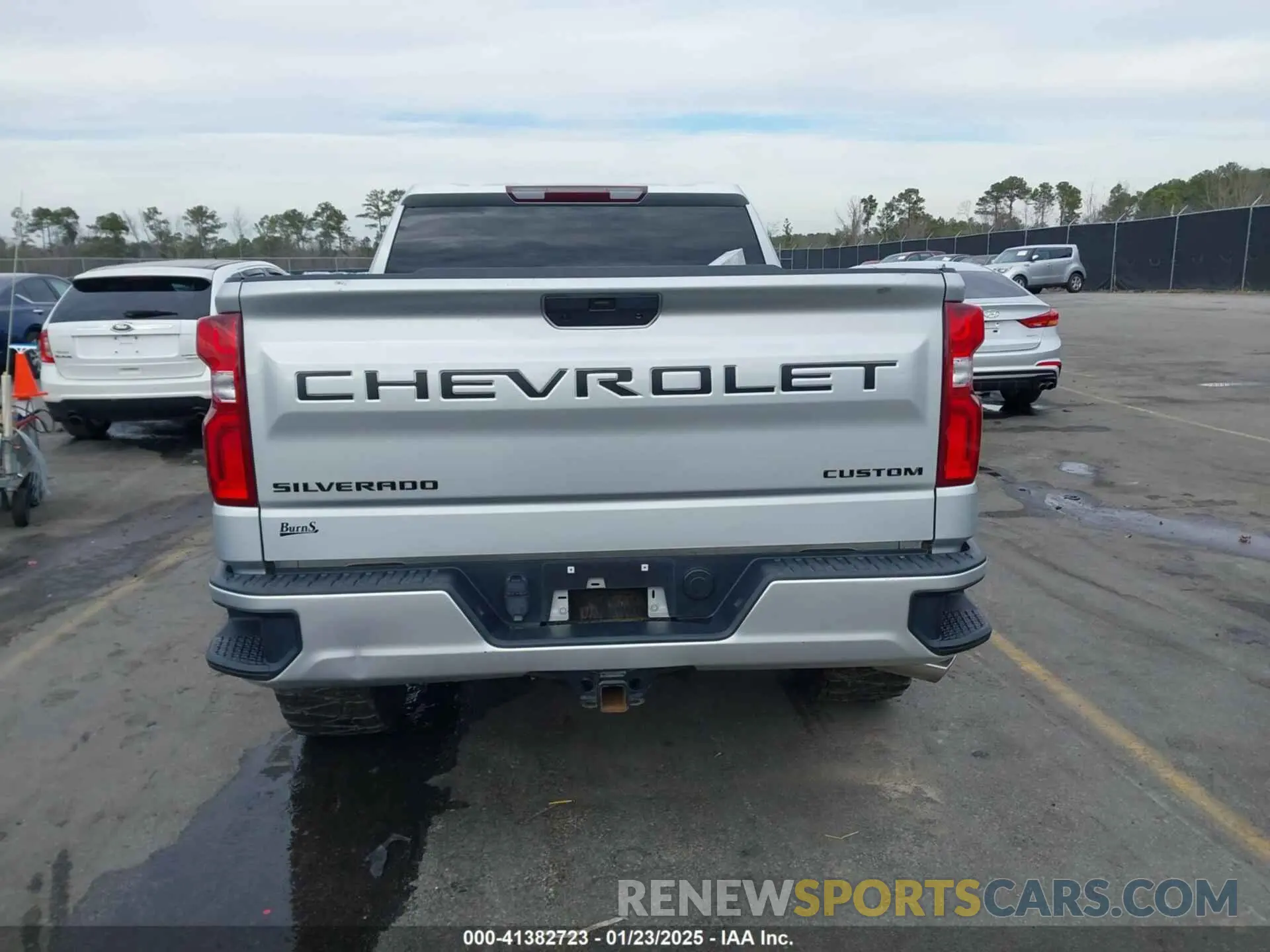 16 fotografías del automóvil dañado 1GCPYBEH7LZ299990 CHEVROLET SILVERADO 1500 2020