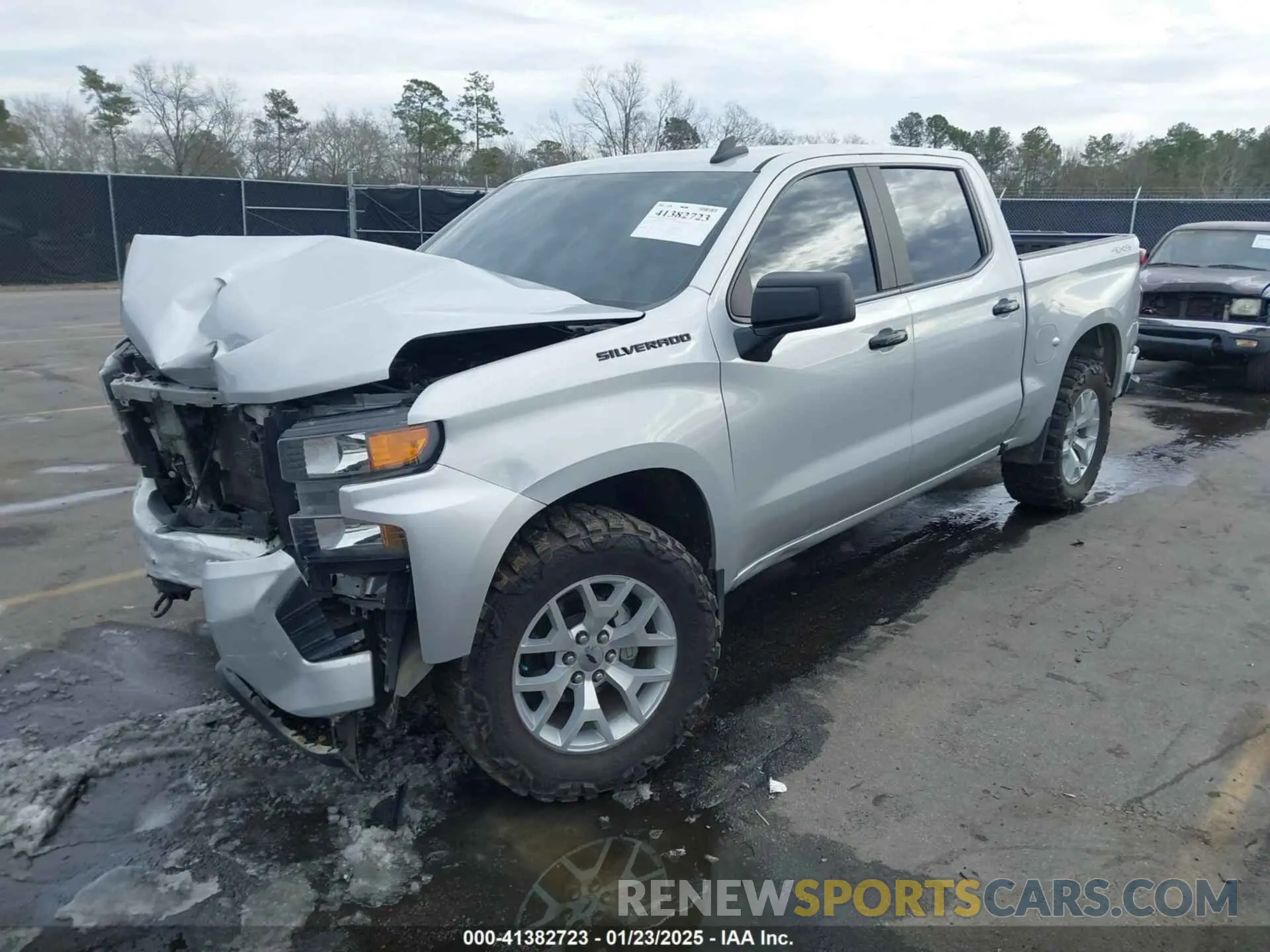 2 fotografías del automóvil dañado 1GCPYBEH7LZ299990 CHEVROLET SILVERADO 1500 2020