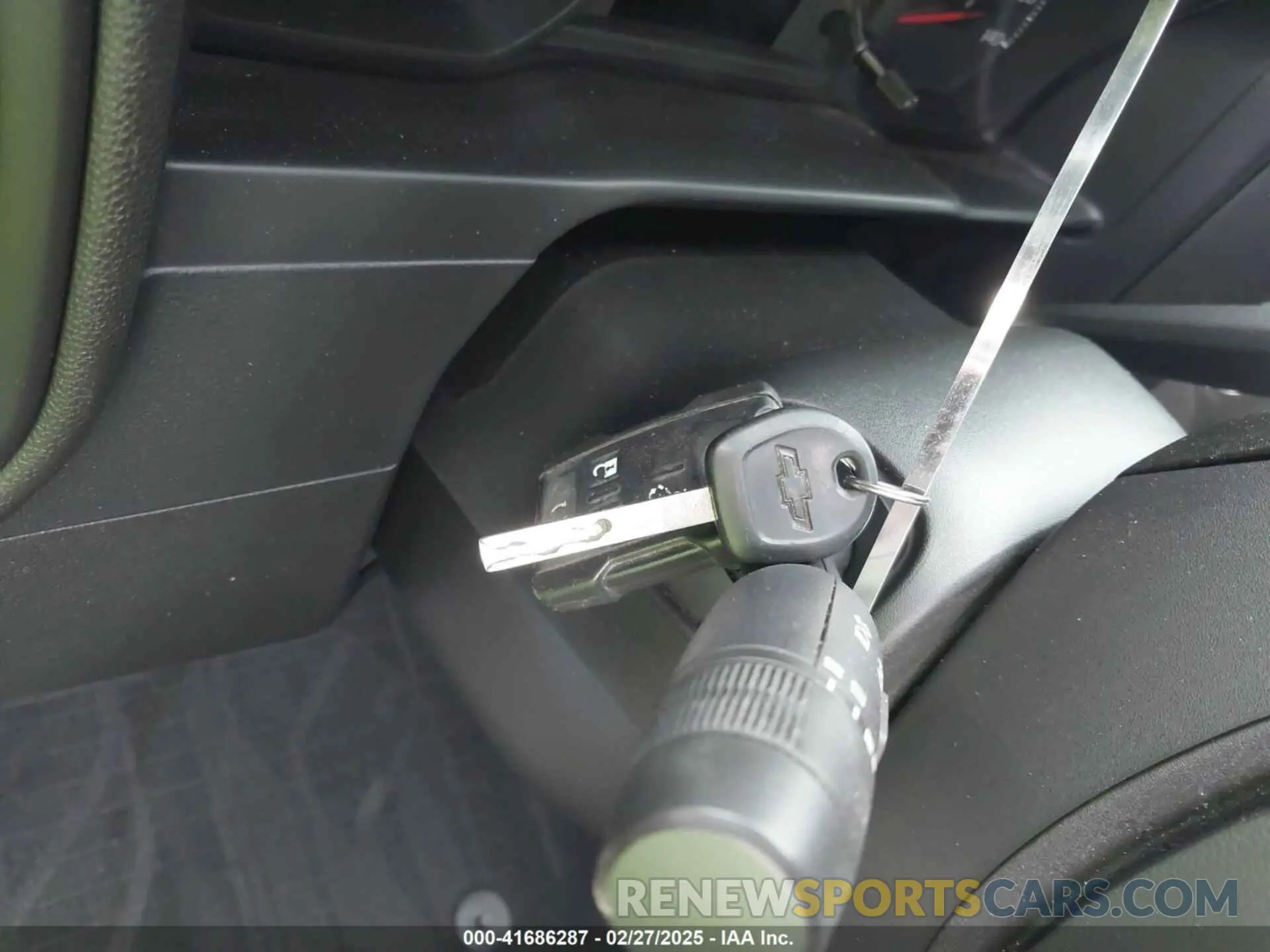 11 fotografías del automóvil dañado 1GCPYCEF0LZ358642 CHEVROLET SILVERADO 1500 2020