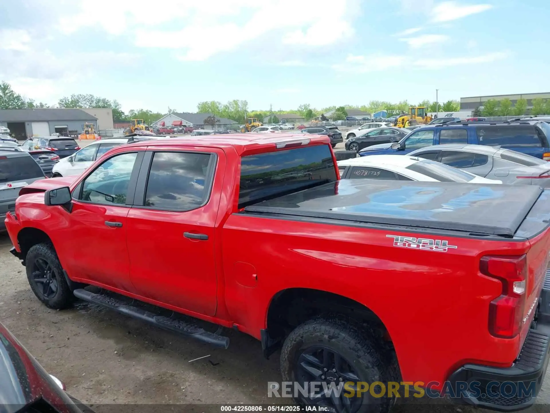 14 fotografías del automóvil dañado 1GCPYCEH0LZ139309 CHEVROLET SILVERADO 1500 2020