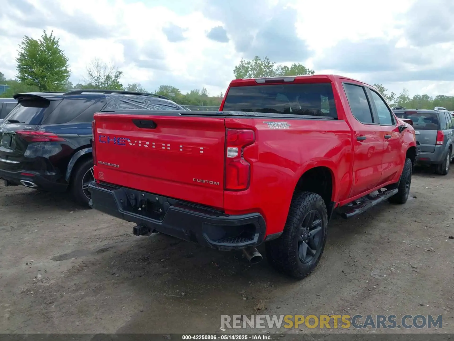 4 fotografías del automóvil dañado 1GCPYCEH0LZ139309 CHEVROLET SILVERADO 1500 2020