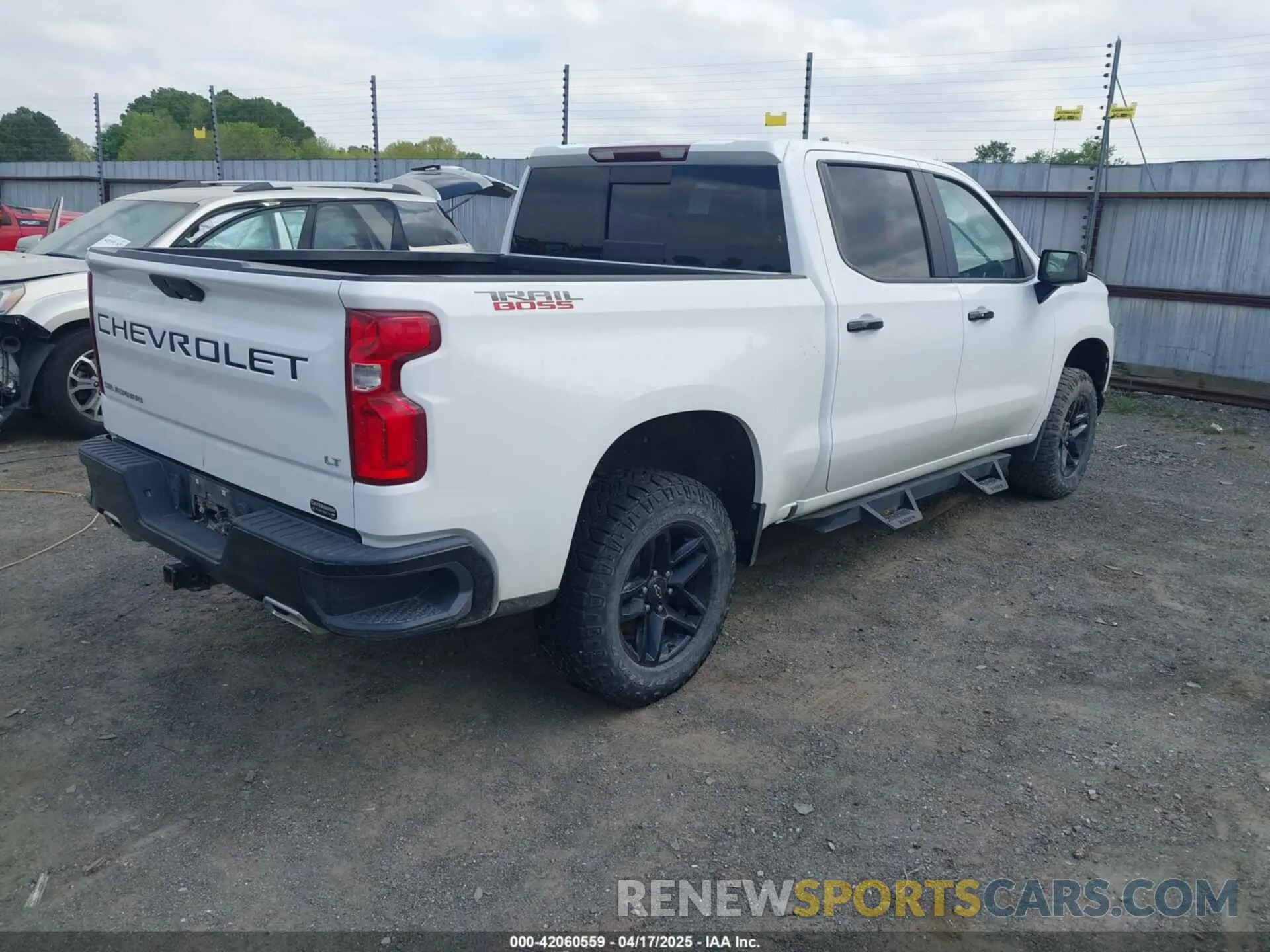 4 fotografías del automóvil dañado 1GCPYFED9LZ111295 CHEVROLET SILVERADO 1500 2020