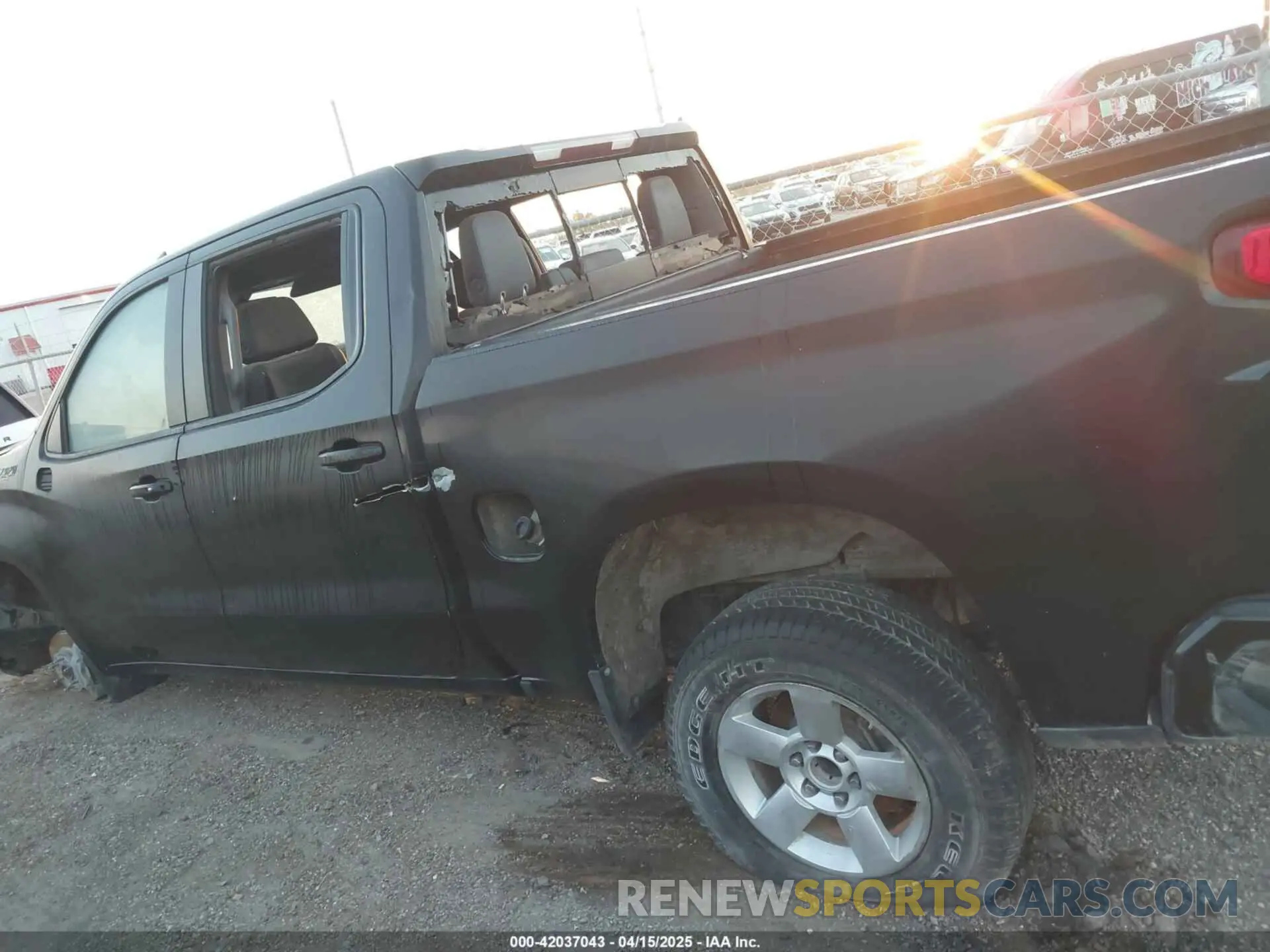 13 fotografías del automóvil dañado 1GCPYFEL2LZ279173 CHEVROLET SILVERADO 1500 2020