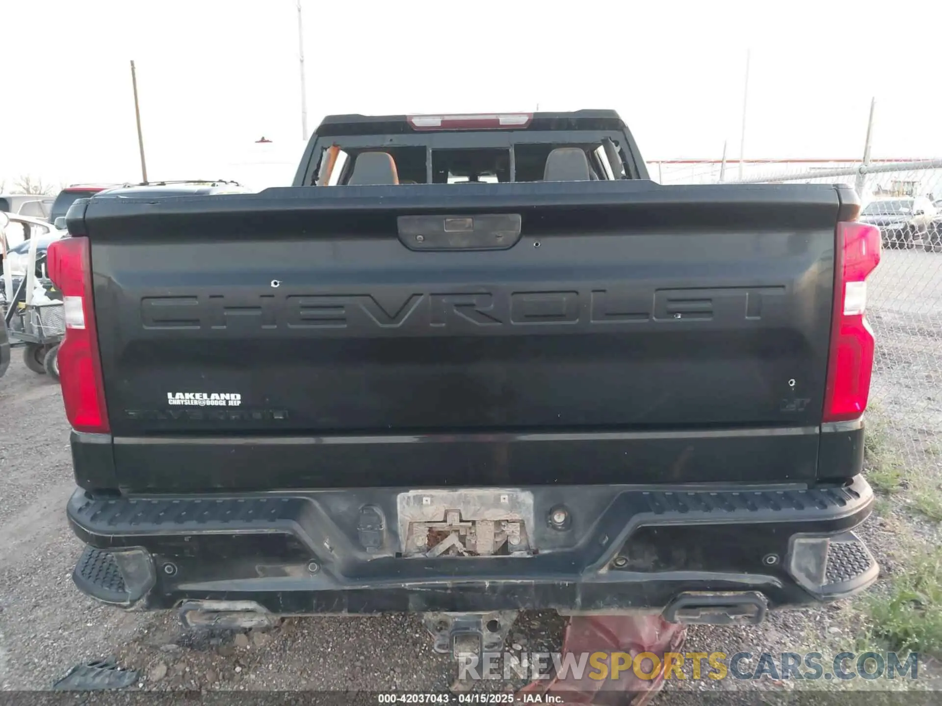 15 fotografías del automóvil dañado 1GCPYFEL2LZ279173 CHEVROLET SILVERADO 1500 2020