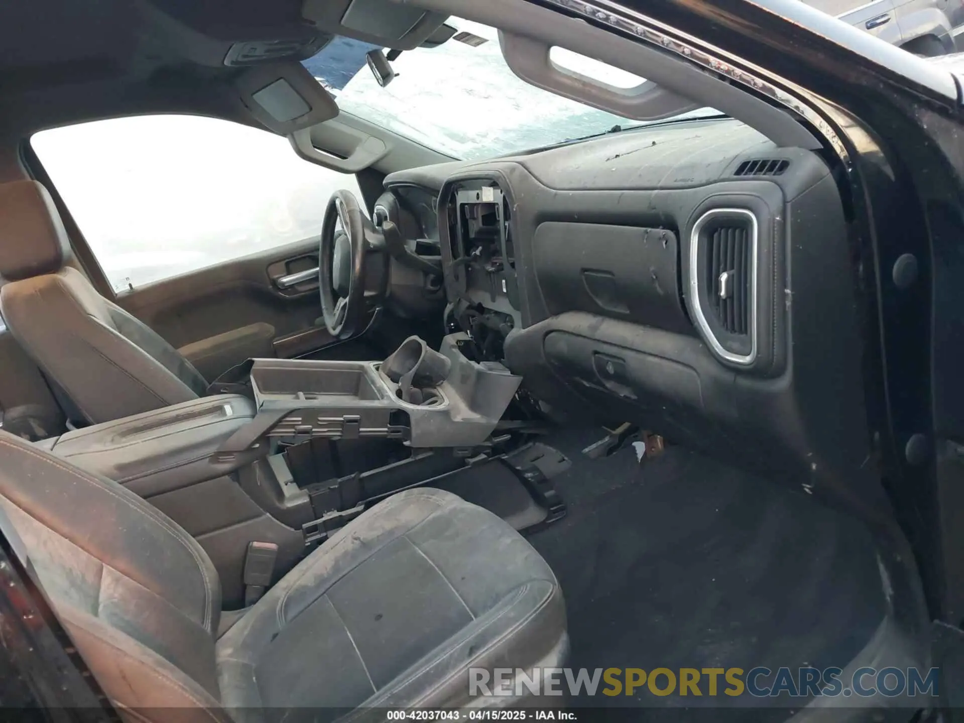5 fotografías del automóvil dañado 1GCPYFEL2LZ279173 CHEVROLET SILVERADO 1500 2020