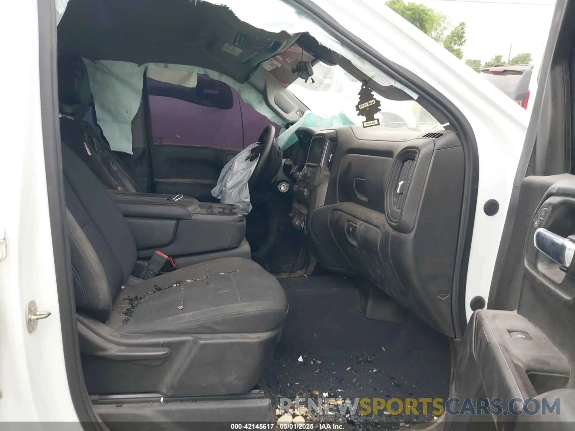 5 fotografías del automóvil dañado 1GCRWAEF0LZ235619 CHEVROLET SILVERADO 1500 2020