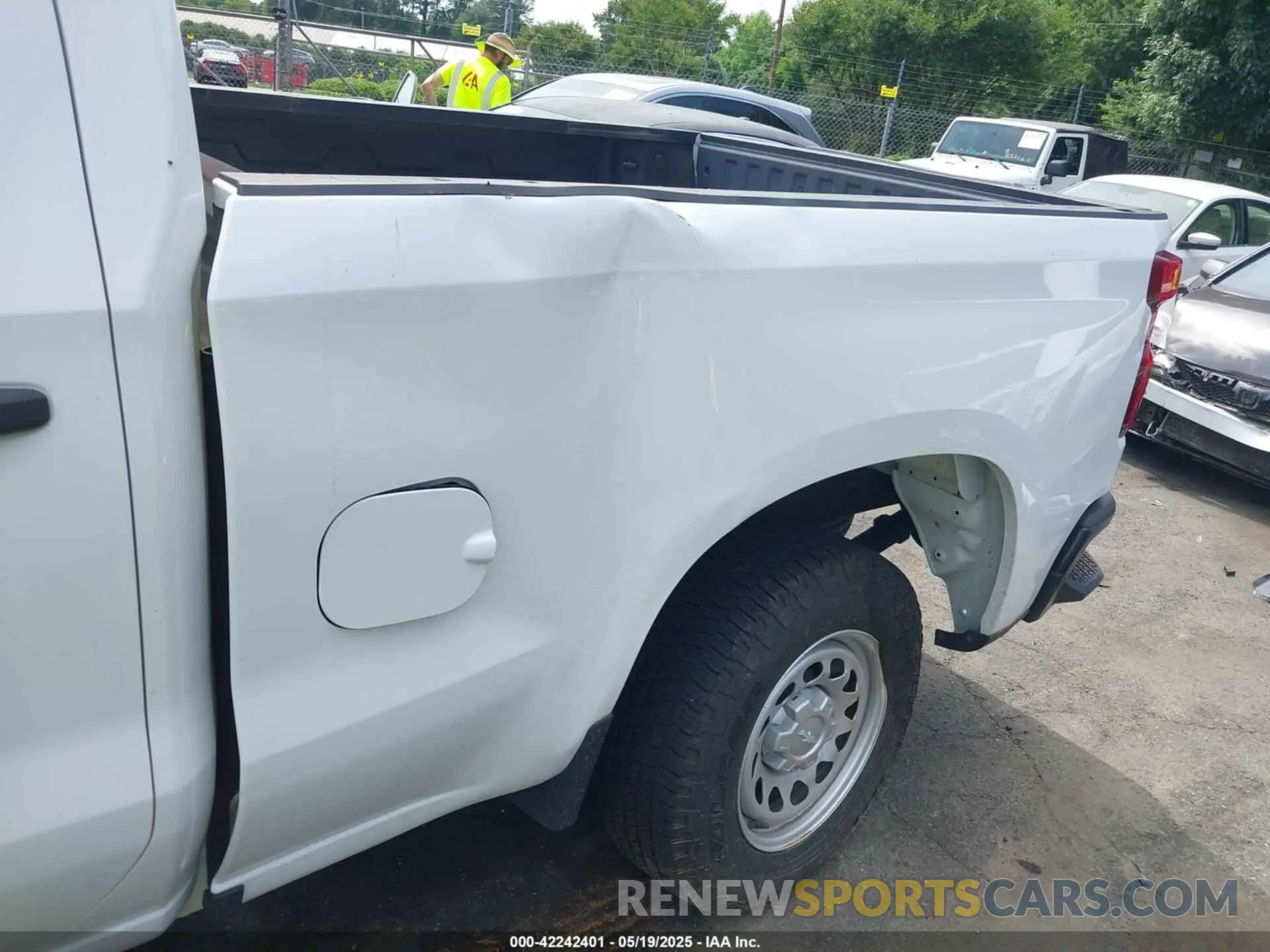 6 fotografías del automóvil dañado 1GCRWAEH2LZ348845 CHEVROLET SILVERADO 1500 2020