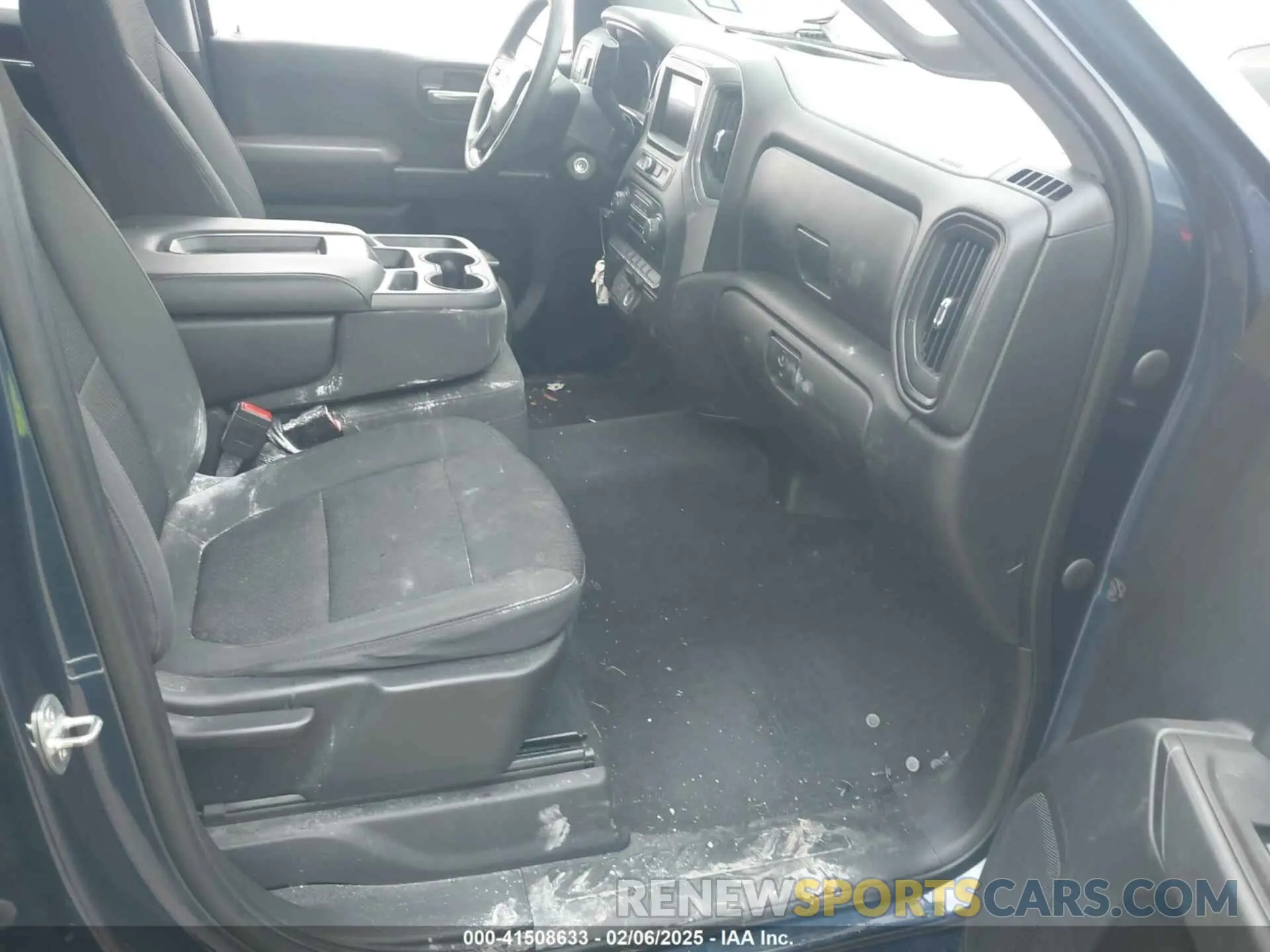 5 fotografías del automóvil dañado 1GCRWBEHXLZ339073 CHEVROLET SILVERADO 1500 2020