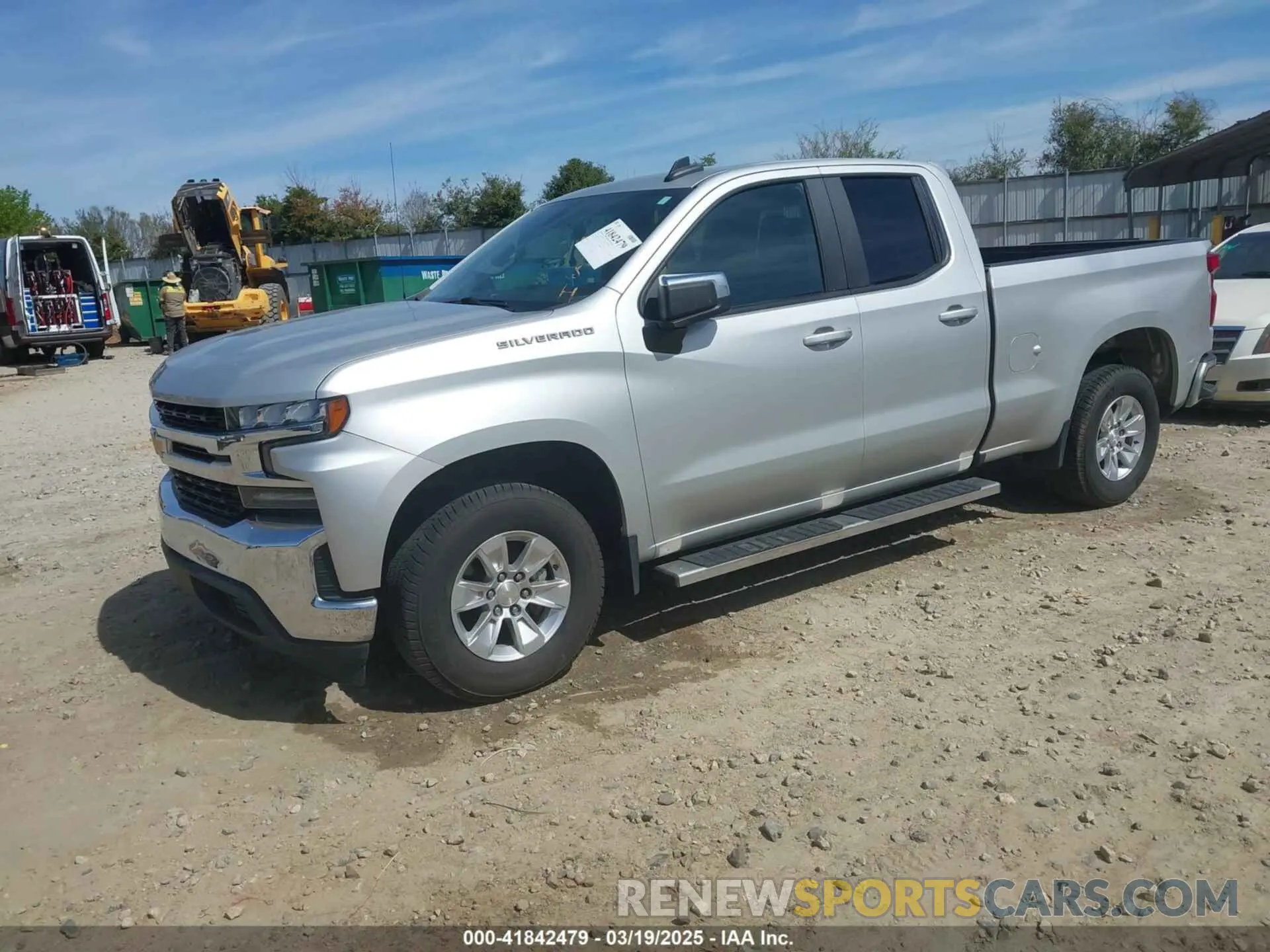 2 fotografías del automóvil dañado 1GCRWCED8LZ121619 CHEVROLET SILVERADO 1500 2020