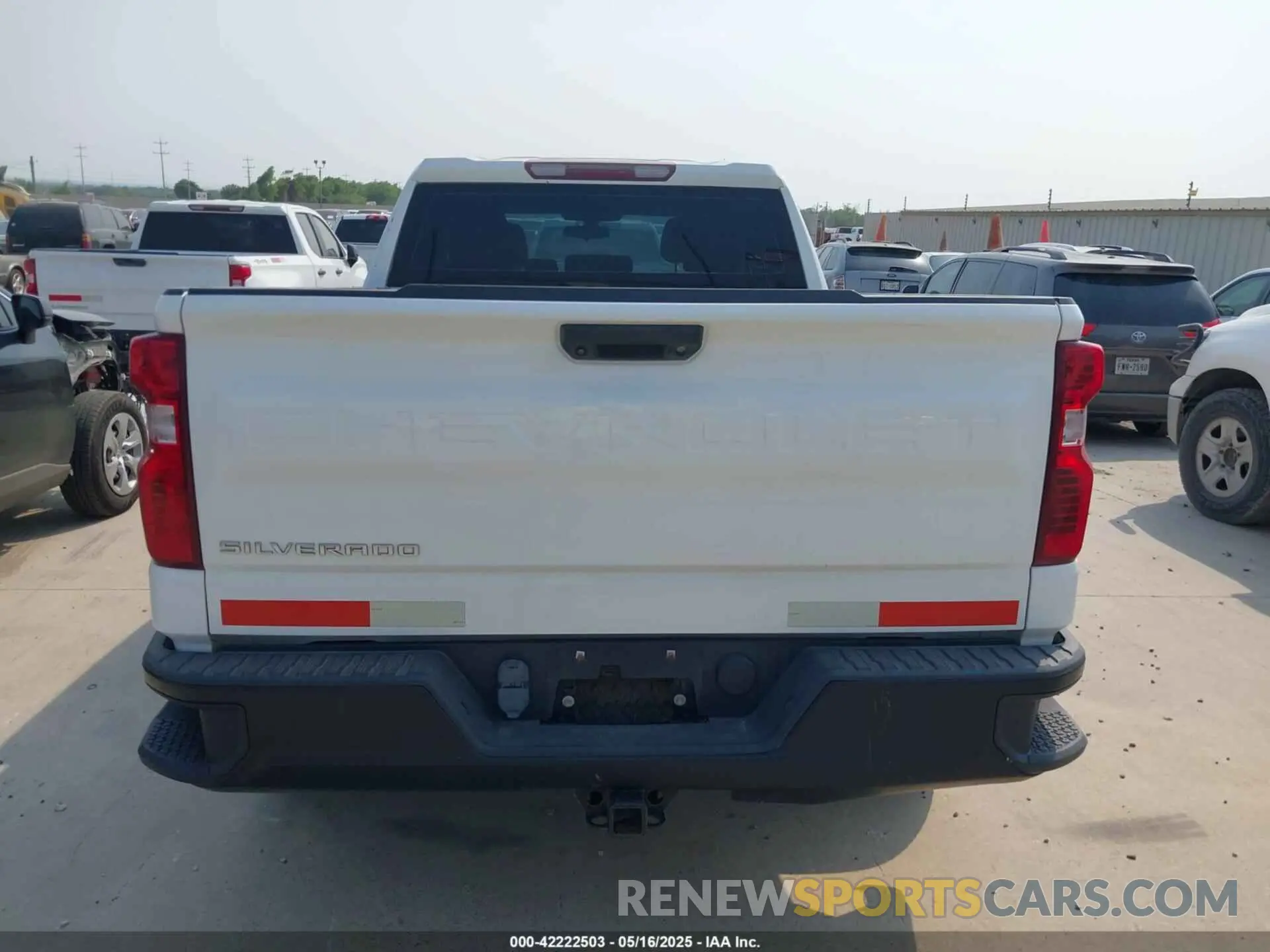 16 fotografías del automóvil dañado 1GCRYAEF0LZ178509 CHEVROLET SILVERADO 1500 2020