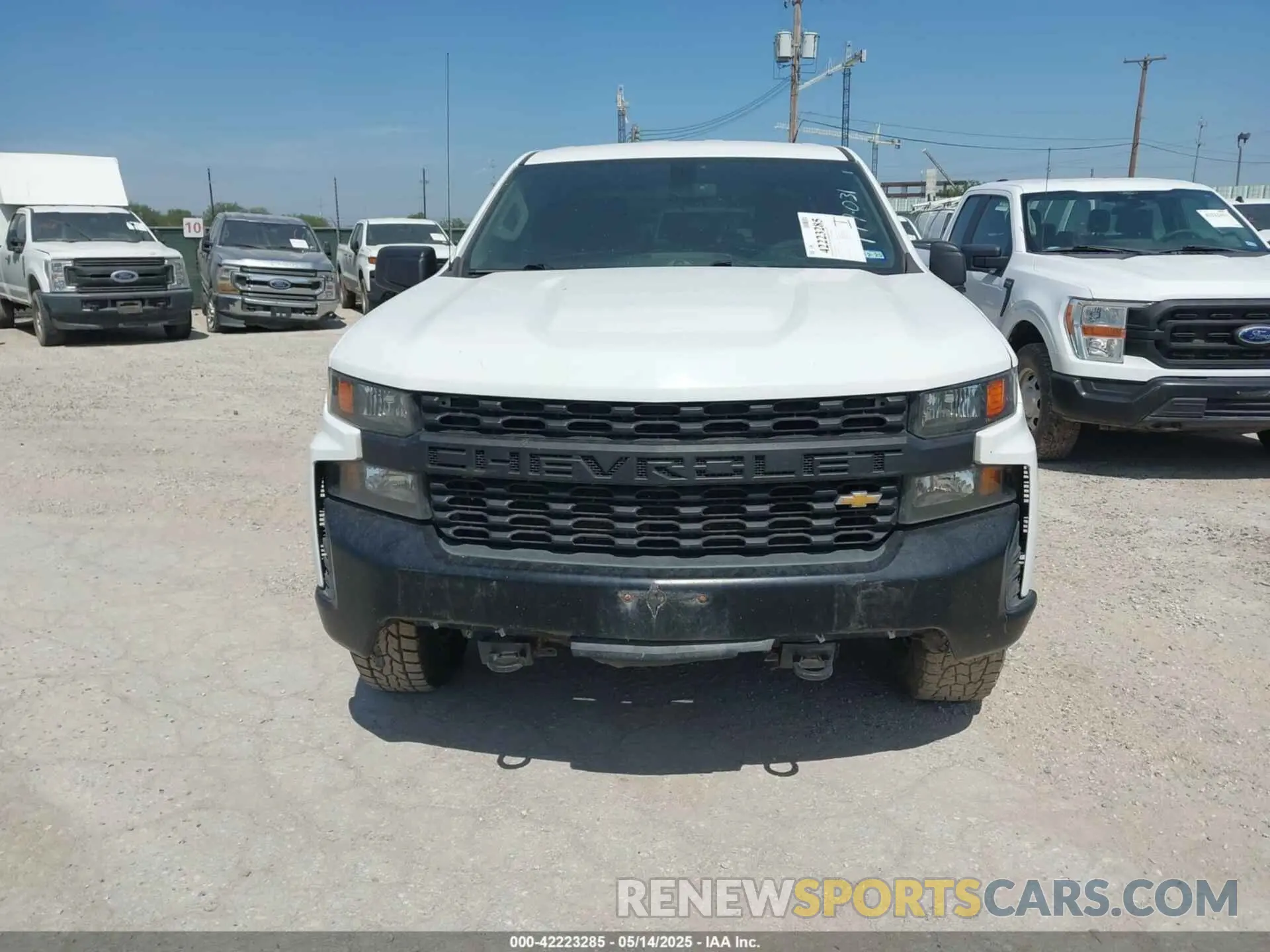 12 fotografías del automóvil dañado 1GCRYAEF1LZ177031 CHEVROLET SILVERADO 1500 2020