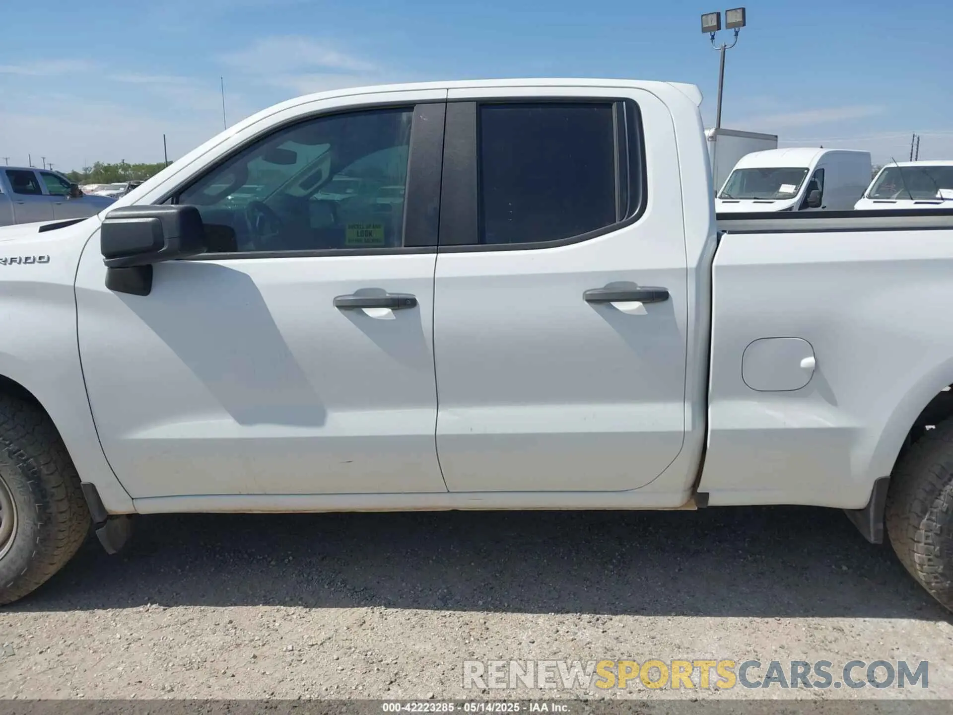 14 fotografías del automóvil dañado 1GCRYAEF1LZ177031 CHEVROLET SILVERADO 1500 2020
