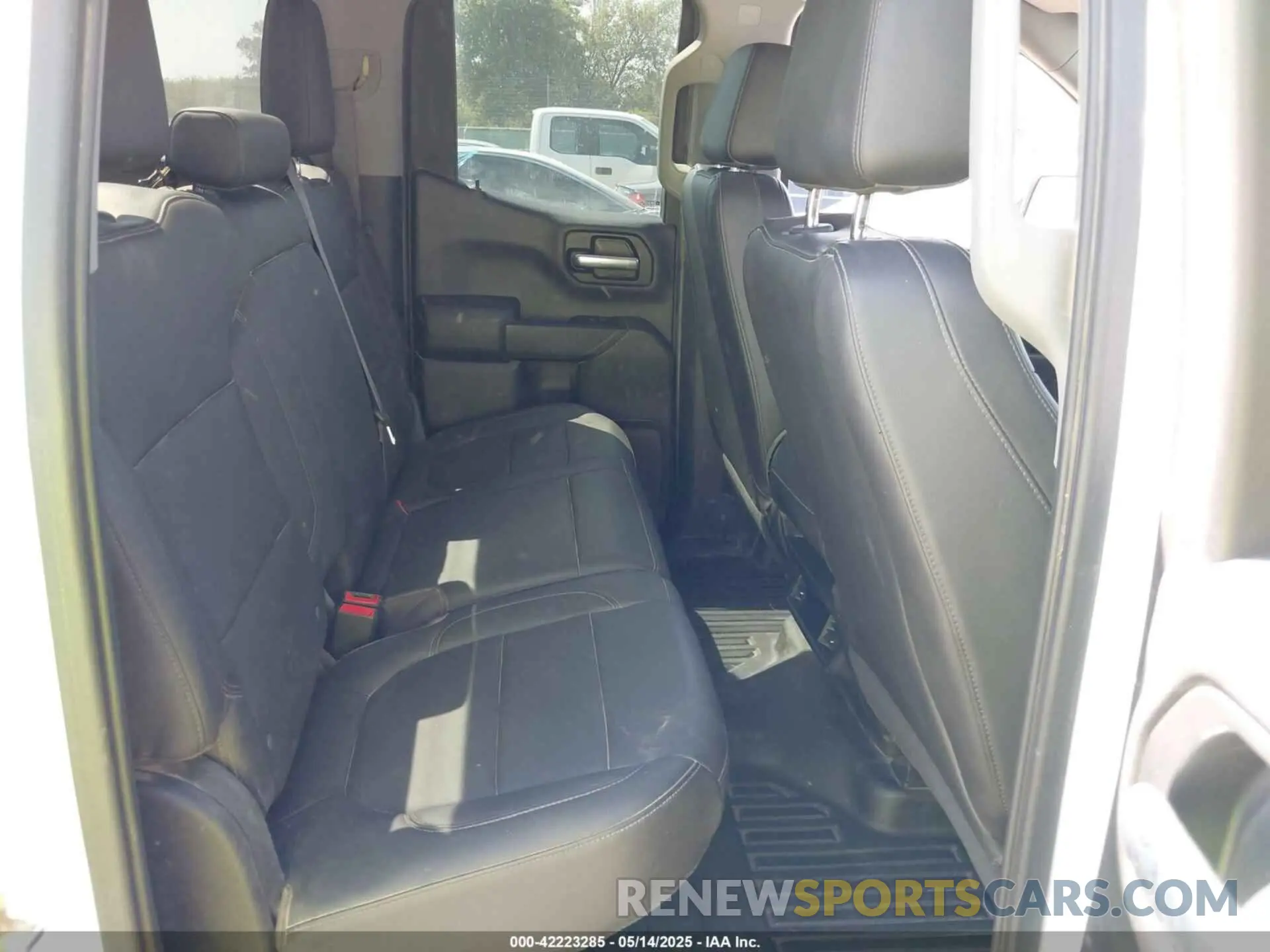 8 fotografías del automóvil dañado 1GCRYAEF1LZ177031 CHEVROLET SILVERADO 1500 2020
