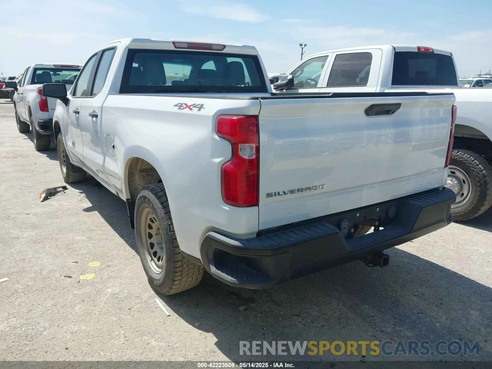 3 fotografías del automóvil dañado 1GCRYAEF3LZ178343 CHEVROLET SILVERADO 1500 2020