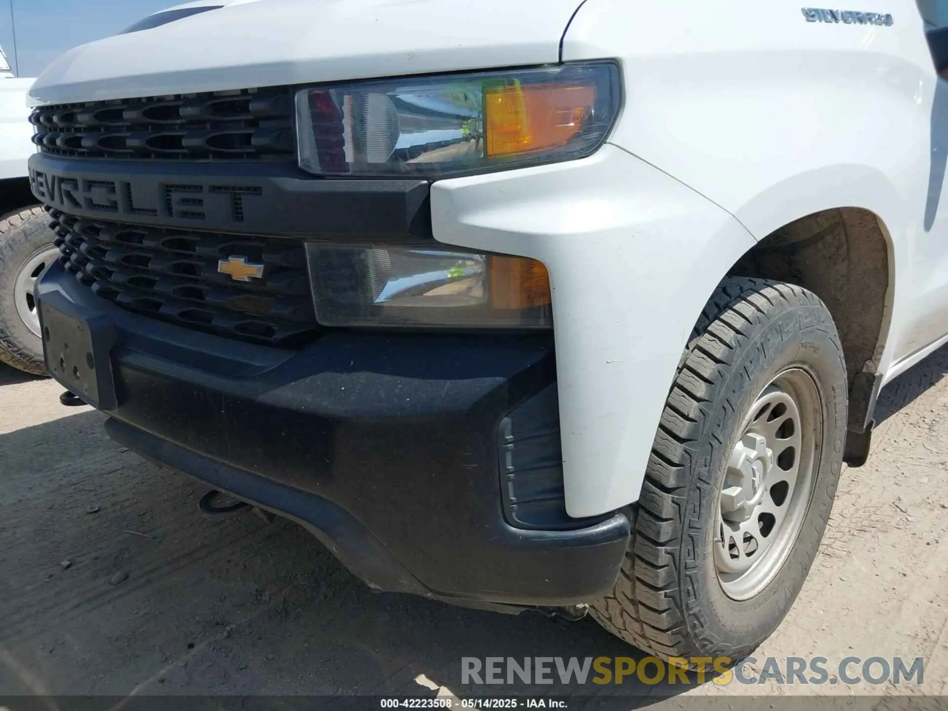 6 fotografías del automóvil dañado 1GCRYAEF3LZ178343 CHEVROLET SILVERADO 1500 2020