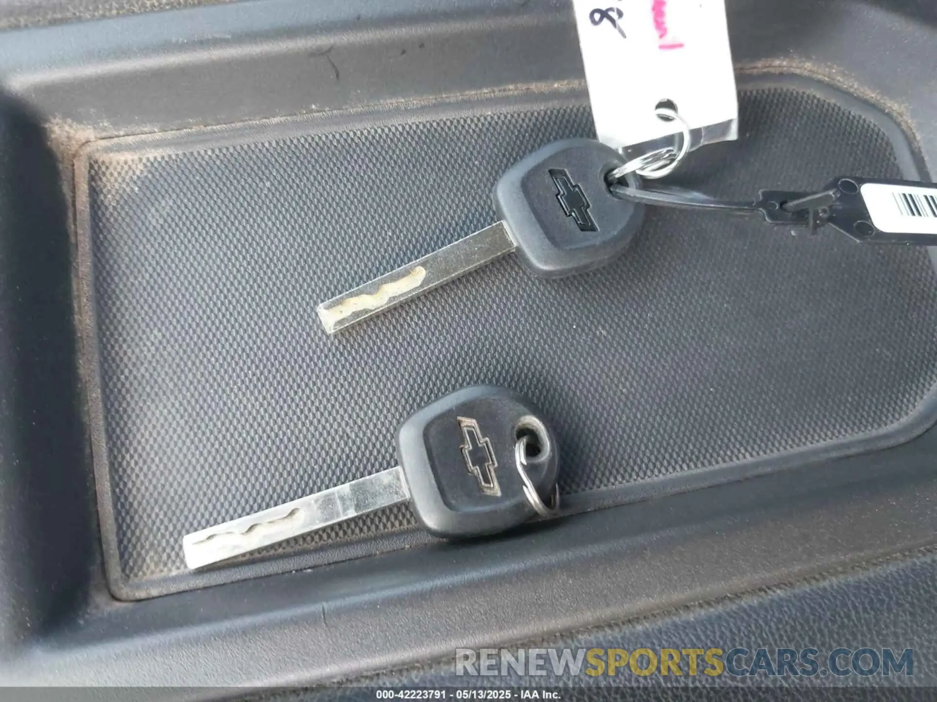 11 fotografías del automóvil dañado 1GCRYAEF3LZ178648 CHEVROLET SILVERADO 1500 2020