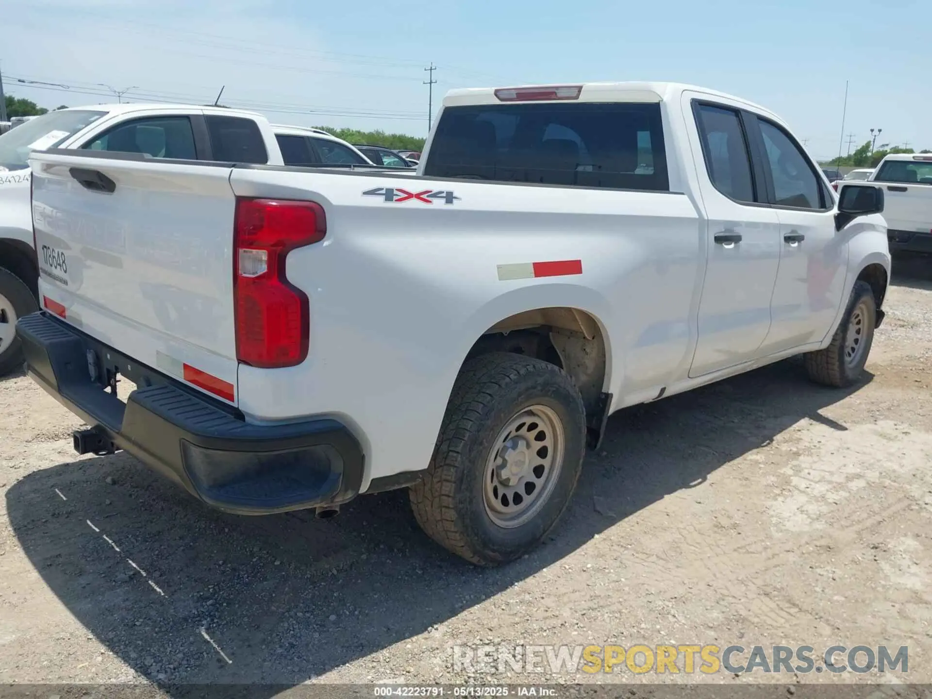 4 fotografías del automóvil dañado 1GCRYAEF3LZ178648 CHEVROLET SILVERADO 1500 2020
