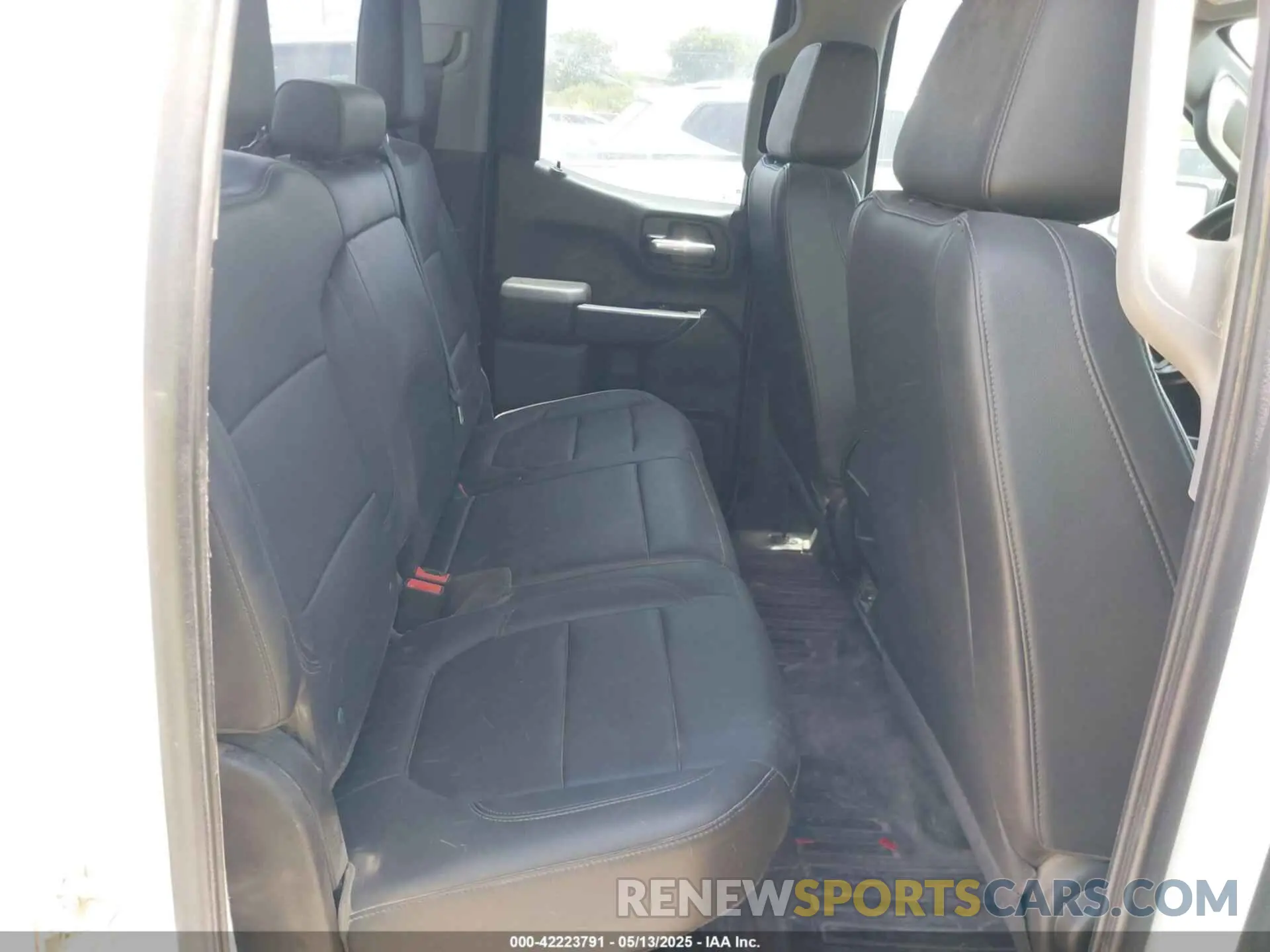 8 fotografías del automóvil dañado 1GCRYAEF3LZ178648 CHEVROLET SILVERADO 1500 2020
