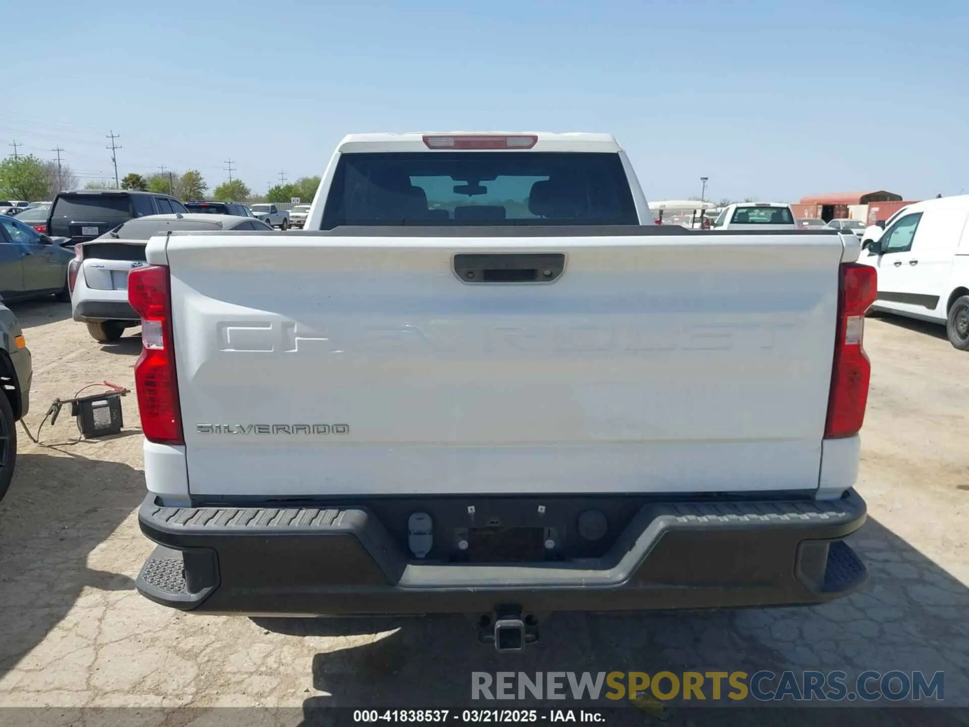16 fotografías del automóvil dañado 1GCRYAEF5LZ179350 CHEVROLET SILVERADO 1500 2020