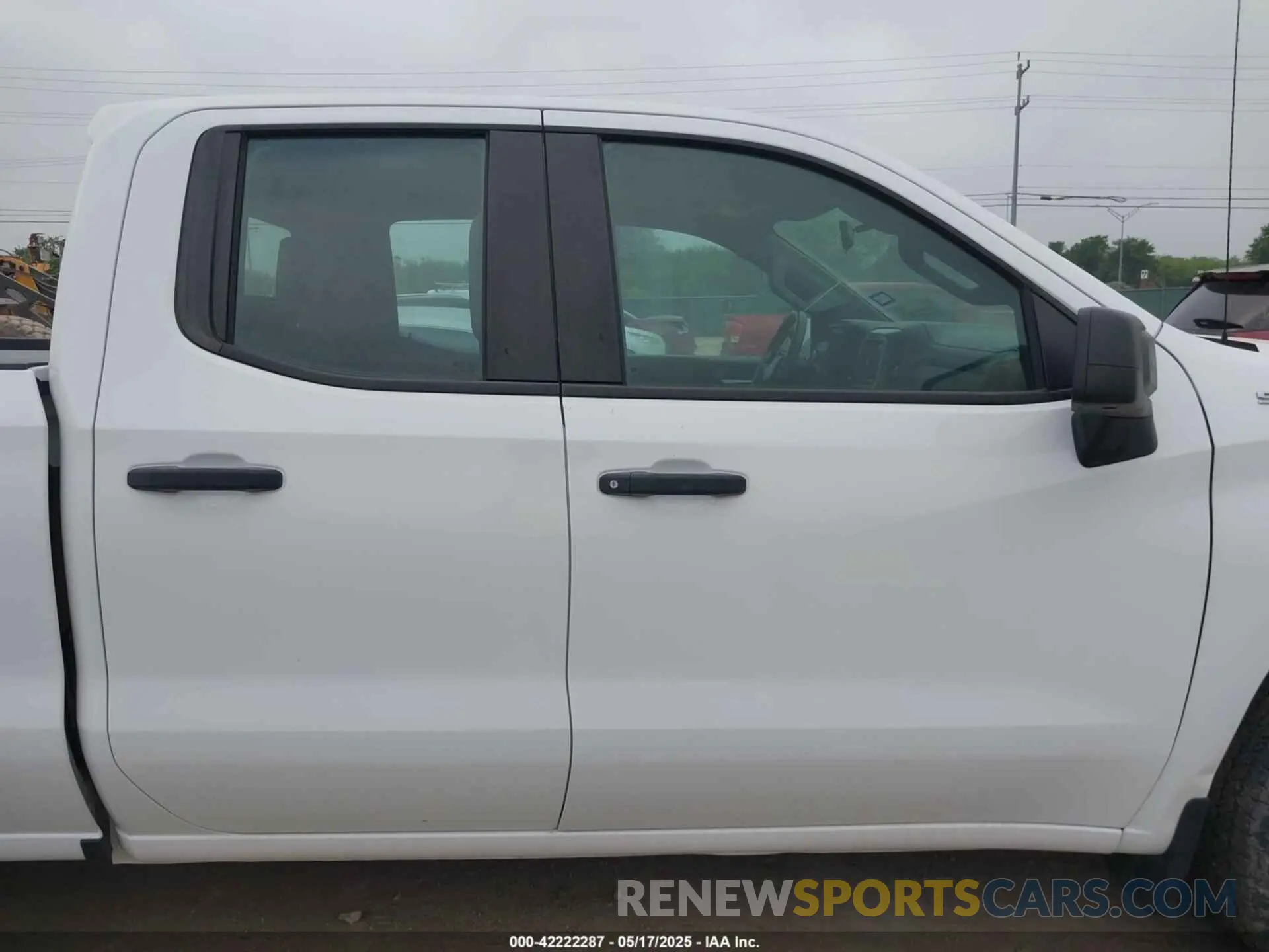 13 fotografías del automóvil dañado 1GCRYAEF6LZ179454 CHEVROLET SILVERADO 1500 2020