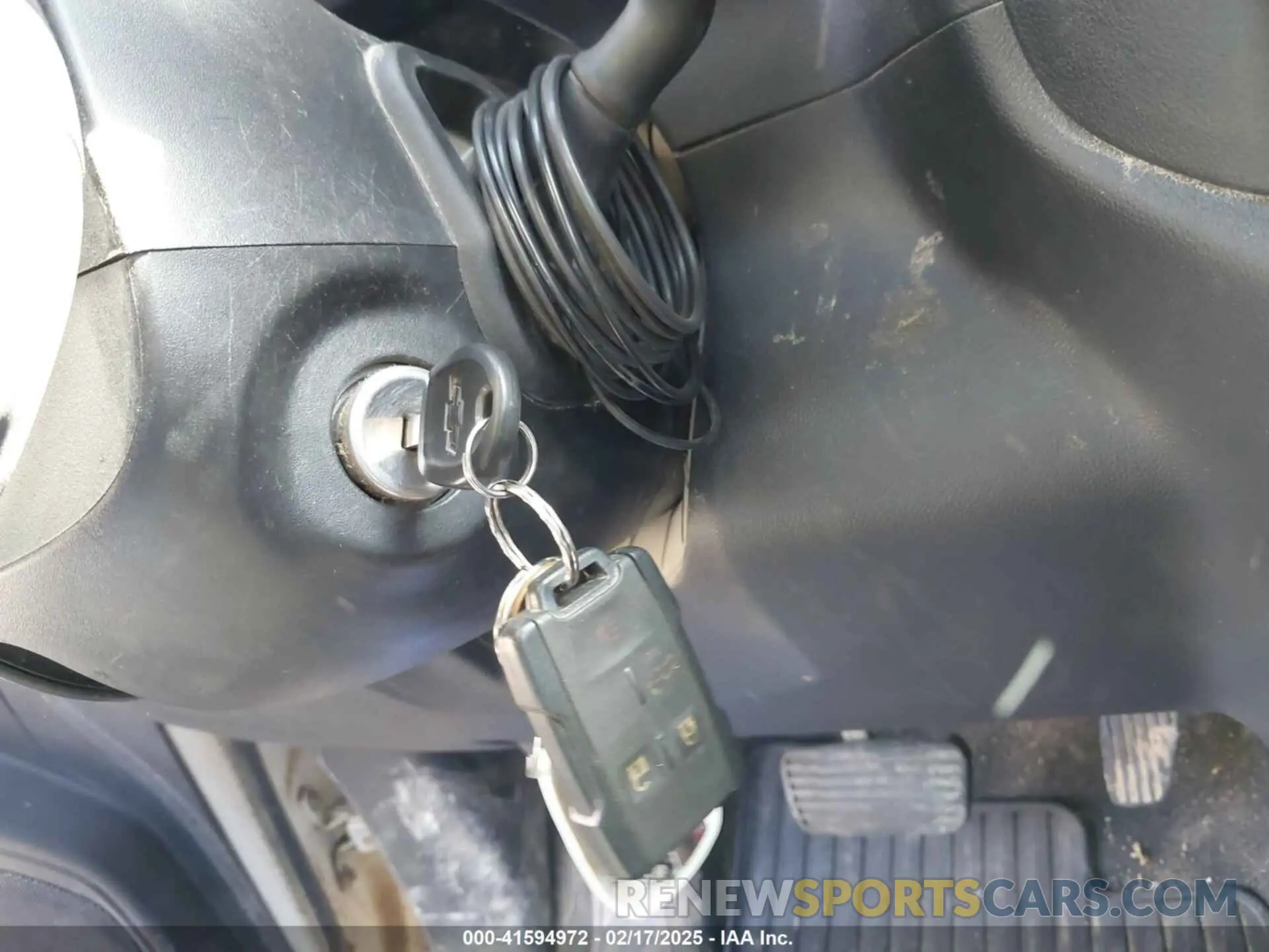 11 fotografías del automóvil dañado 1GCRYAEF8LZ177687 CHEVROLET SILVERADO 1500 2020