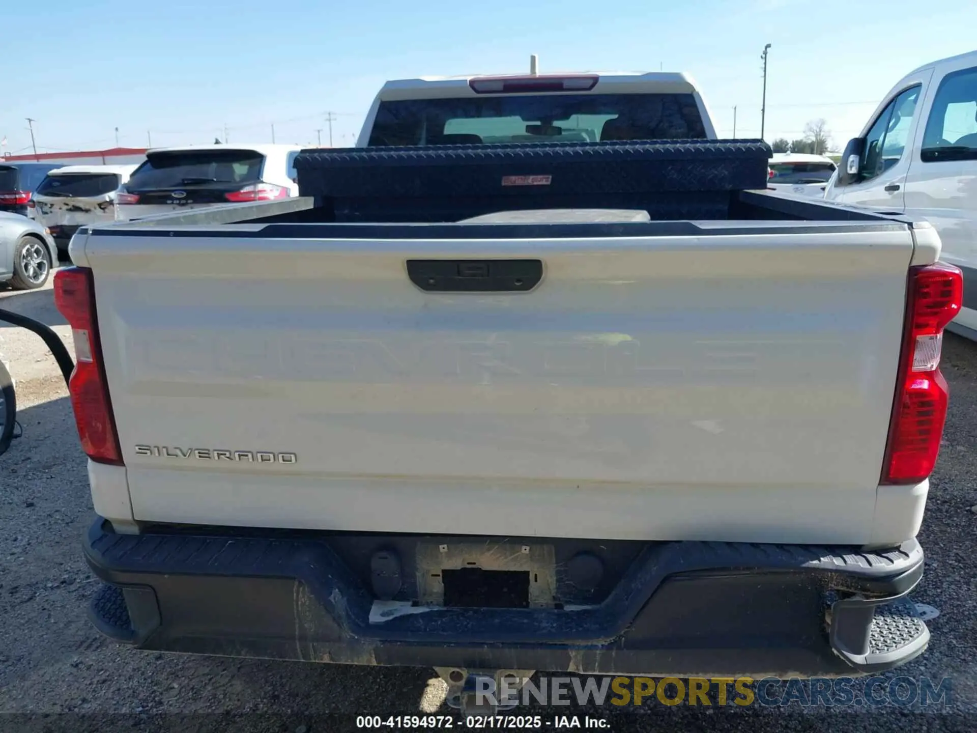 16 fotografías del automóvil dañado 1GCRYAEF8LZ177687 CHEVROLET SILVERADO 1500 2020