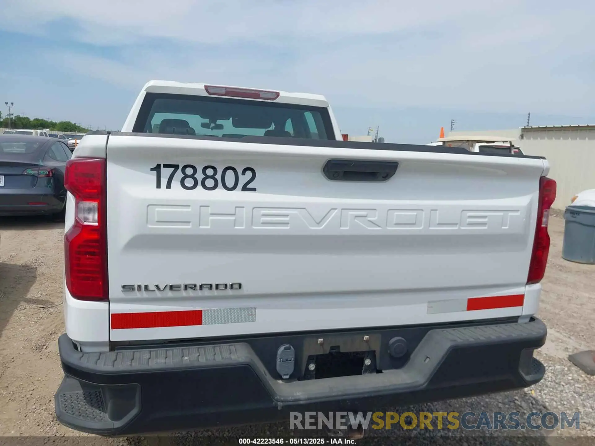16 fotografías del automóvil dañado 1GCRYAEF9LZ178802 CHEVROLET SILVERADO 1500 2020