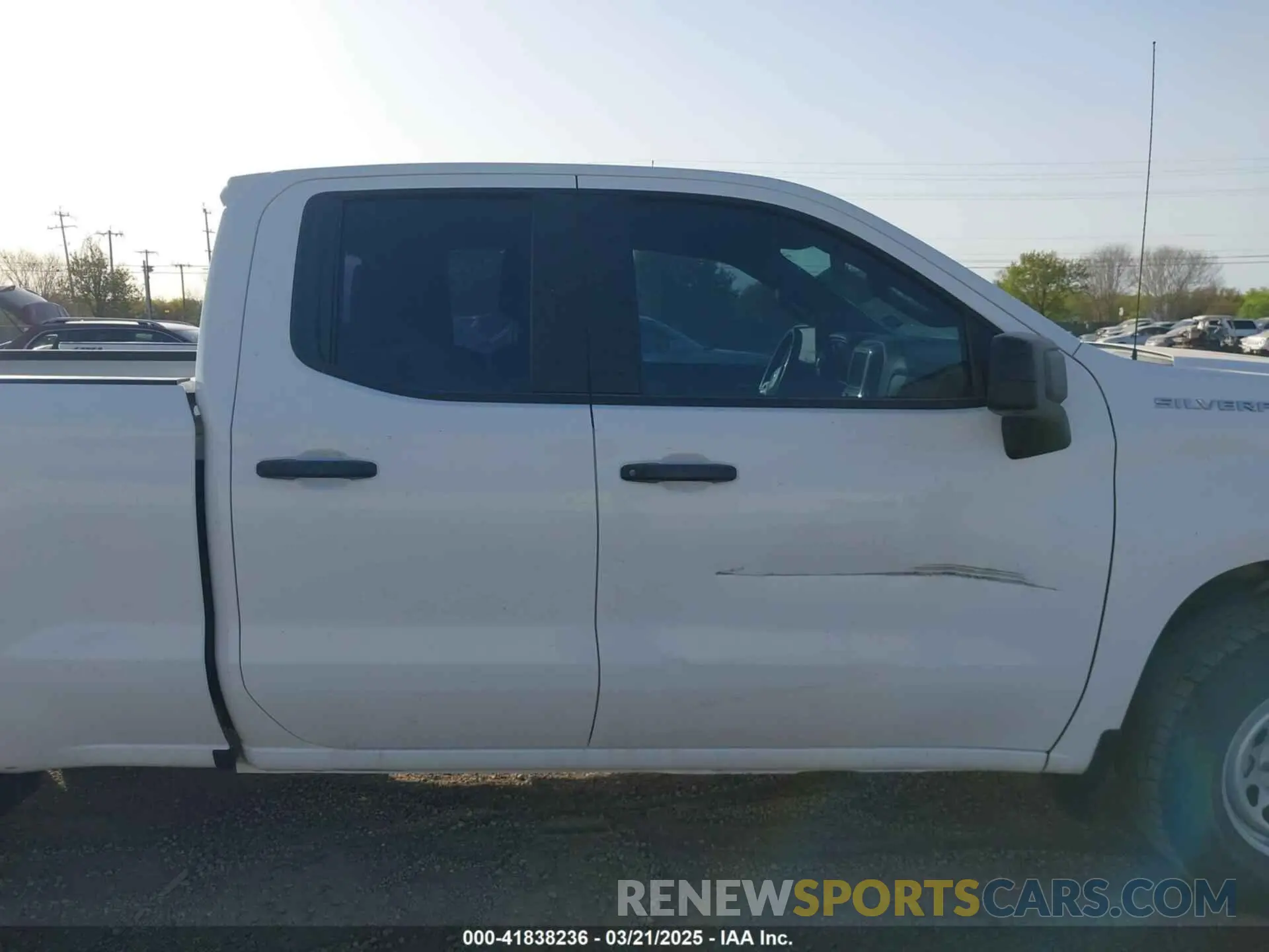 13 fotografías del automóvil dañado 1GCRYAEFXLZ179084 CHEVROLET SILVERADO 1500 2020